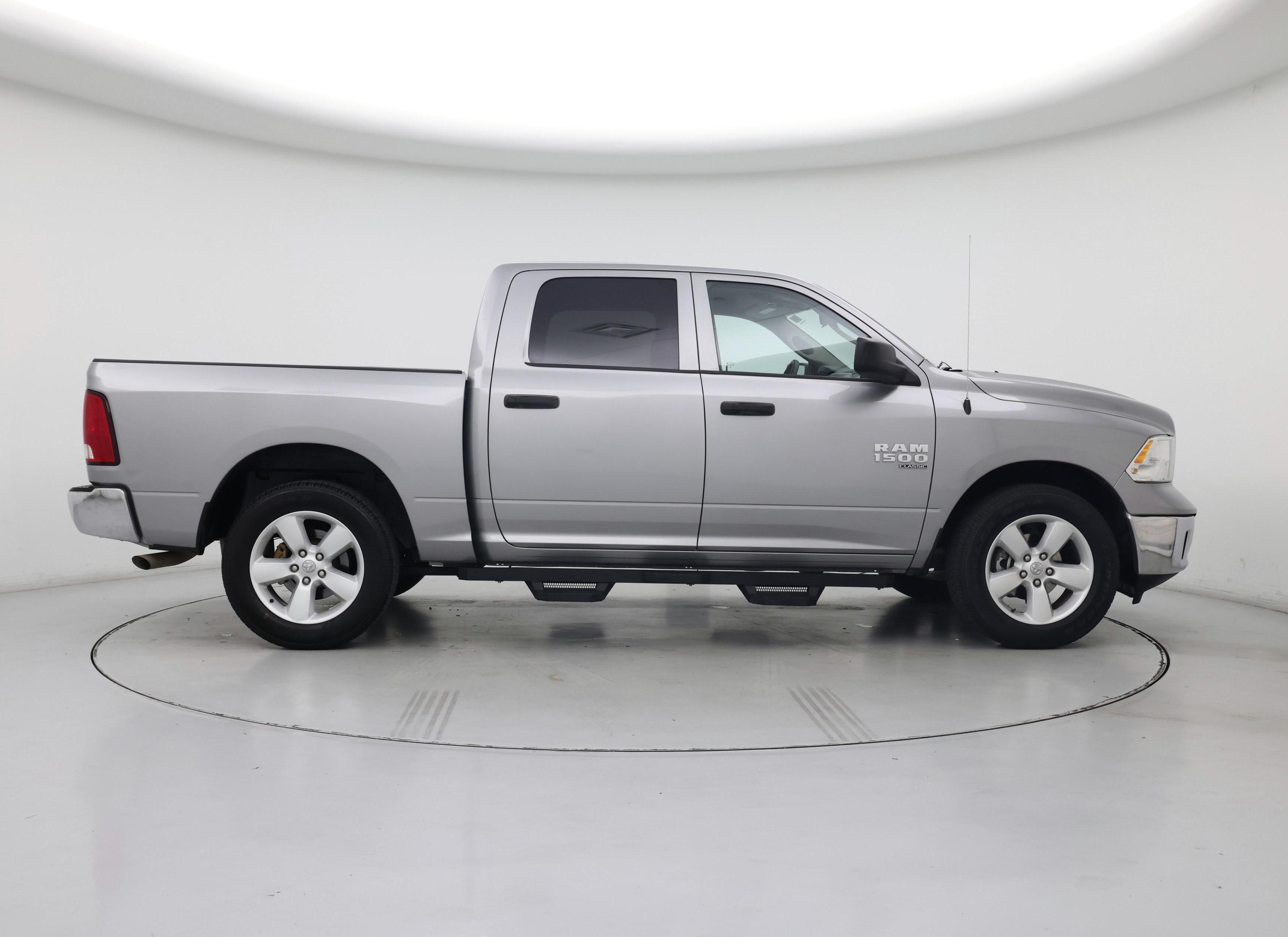 Thumbnail: 2023 RAM 1500 Classic - 7