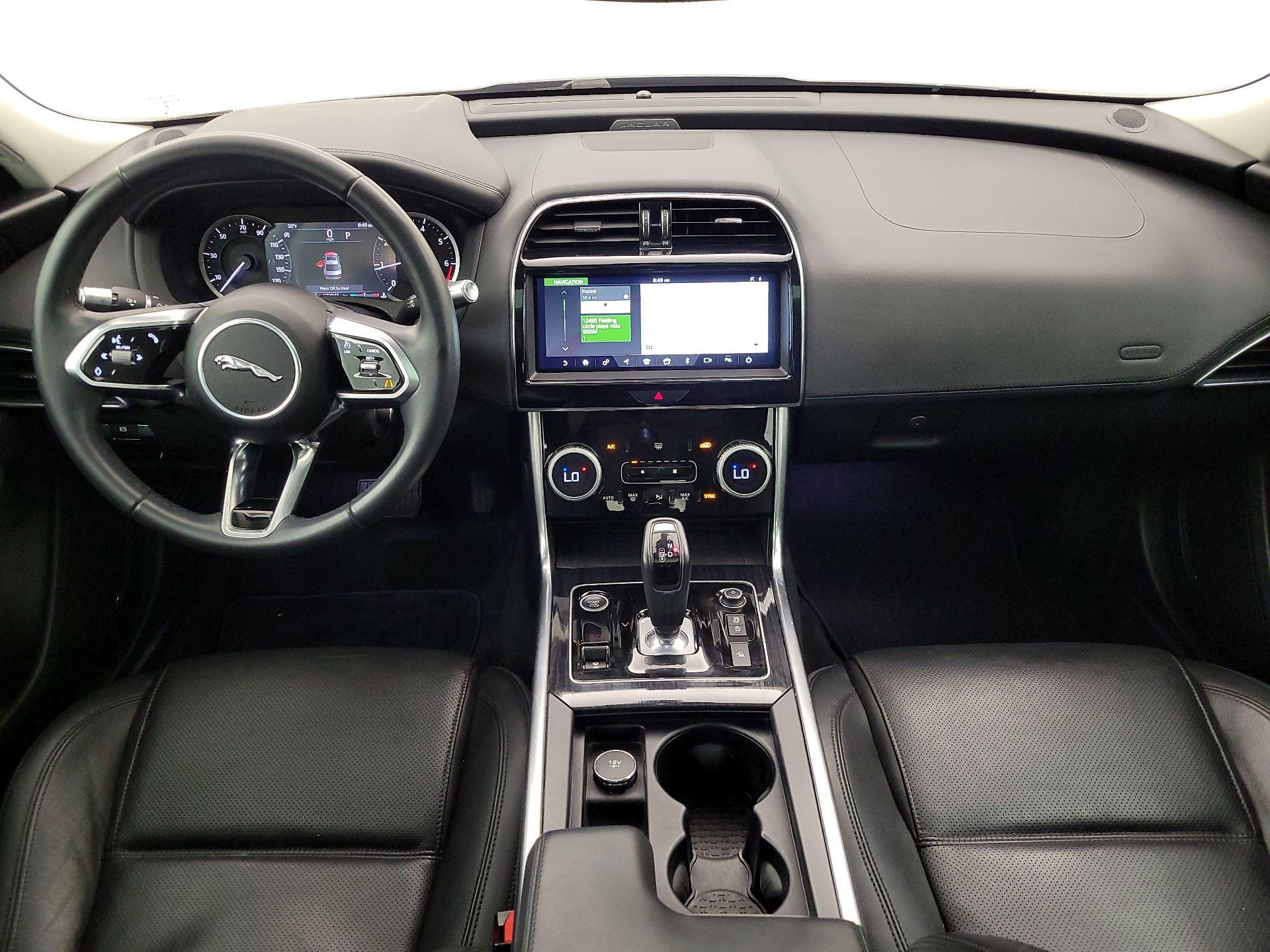 Thumbnail: 2020 Jaguar XE - 9