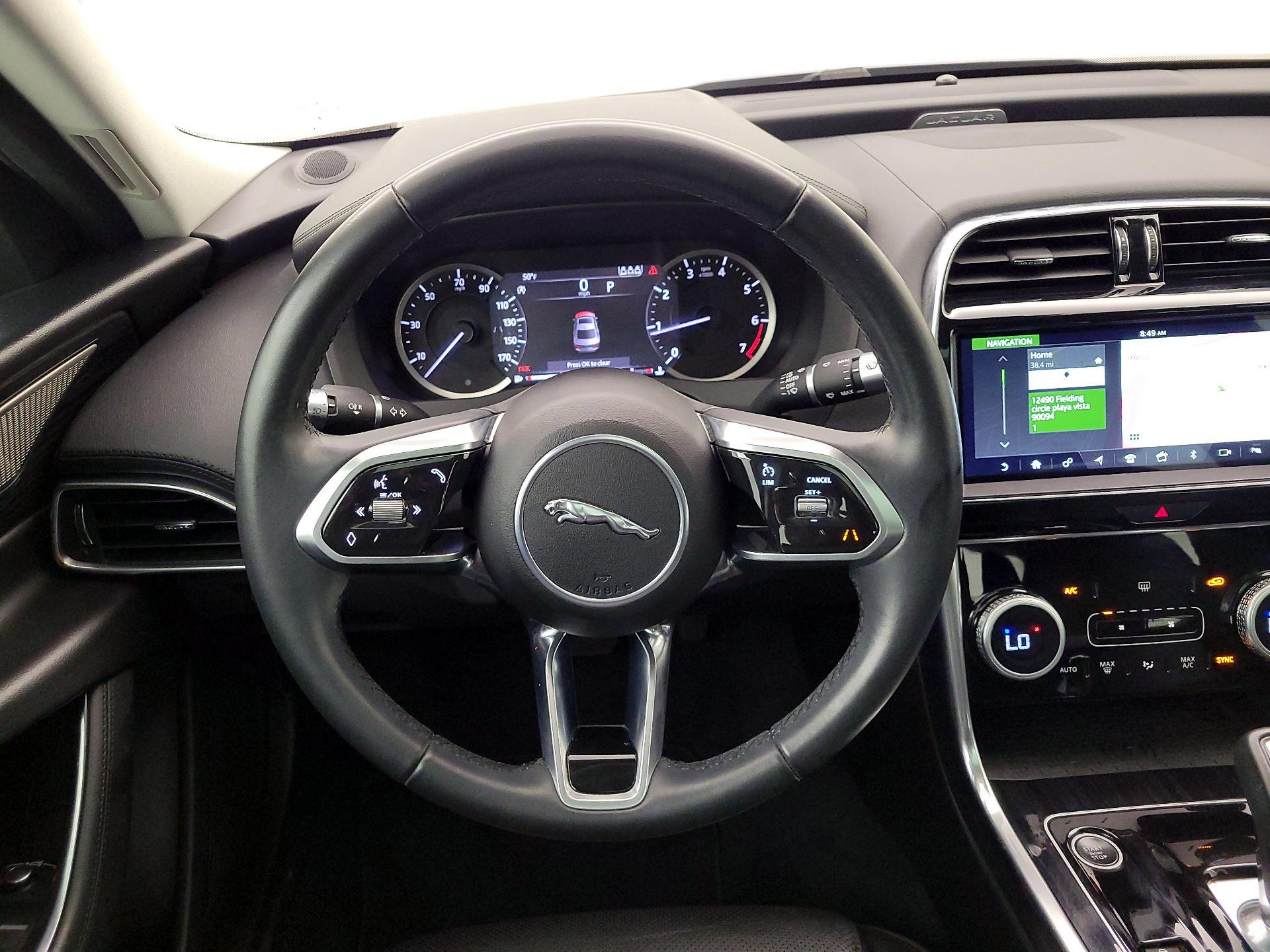 Thumbnail: 2020 Jaguar XE - 10