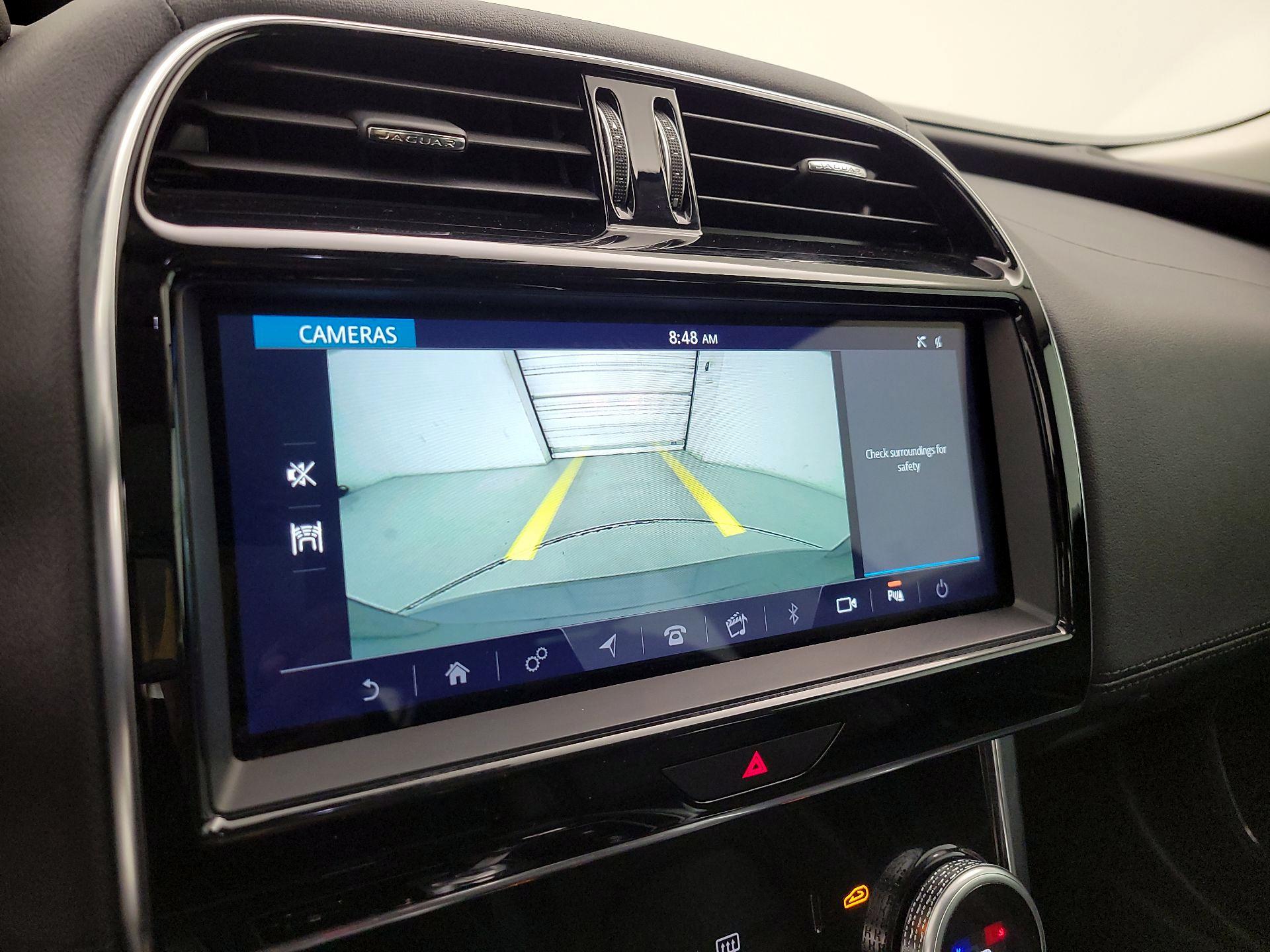 Thumbnail: 2020 Jaguar XE - 15