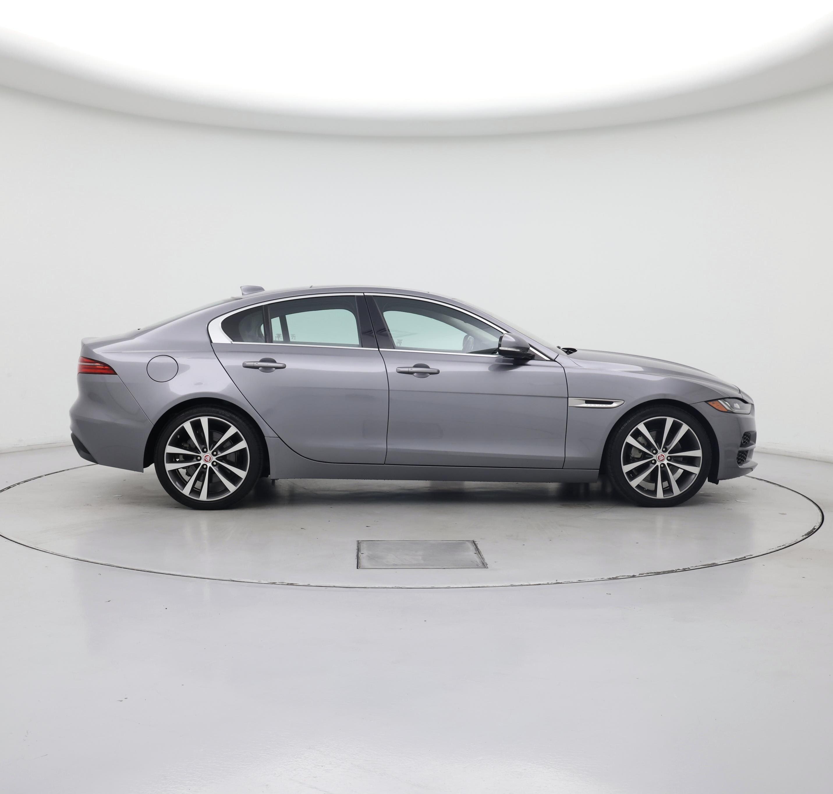 Thumbnail: 2020 Jaguar XE - 7