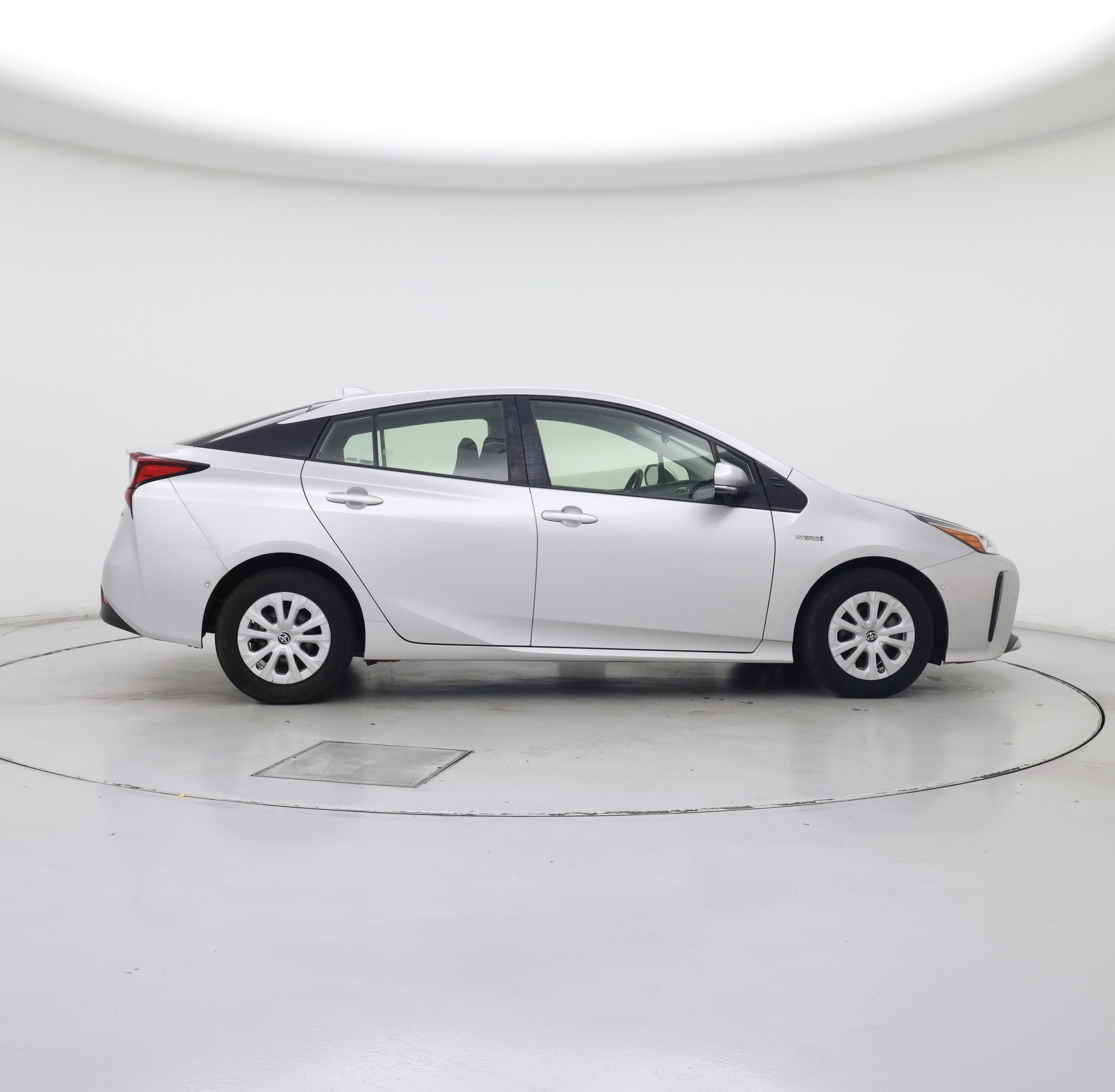 Thumbnail: 2021 Toyota Prius - 7