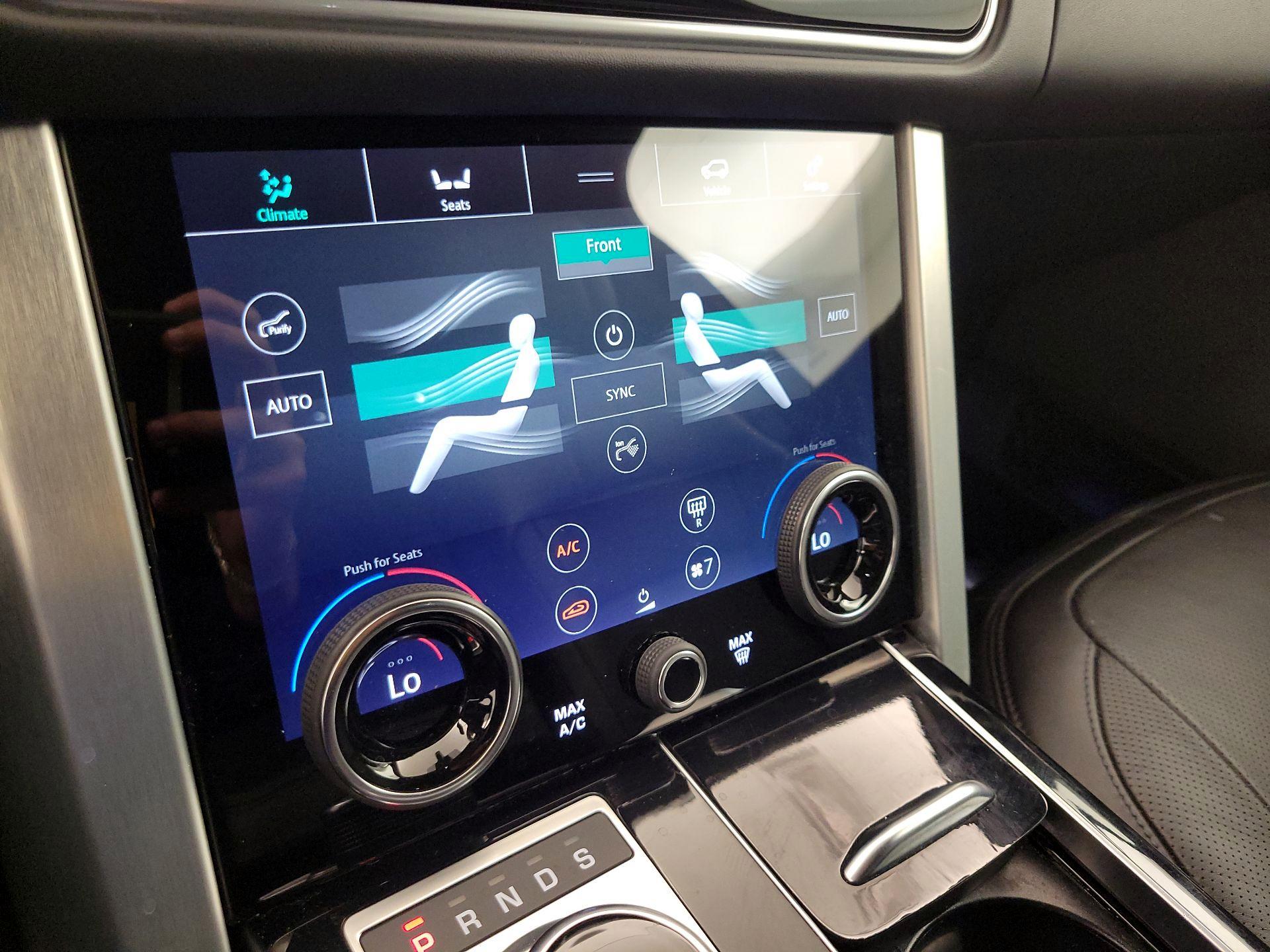 Thumbnail: 2022 Land Rover Range Rover - 15