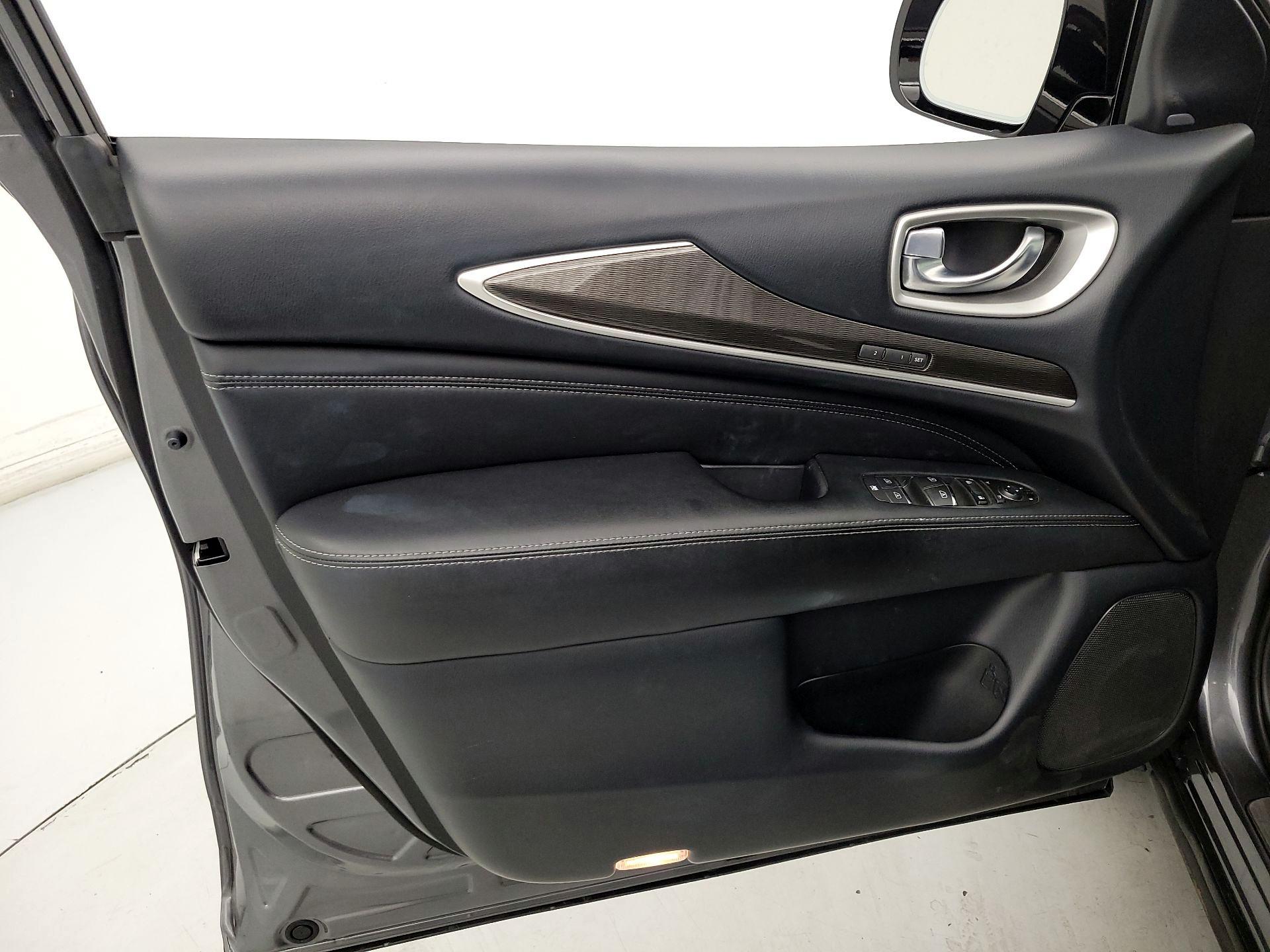 Thumbnail: 2020 INFINITI QX60 - 12