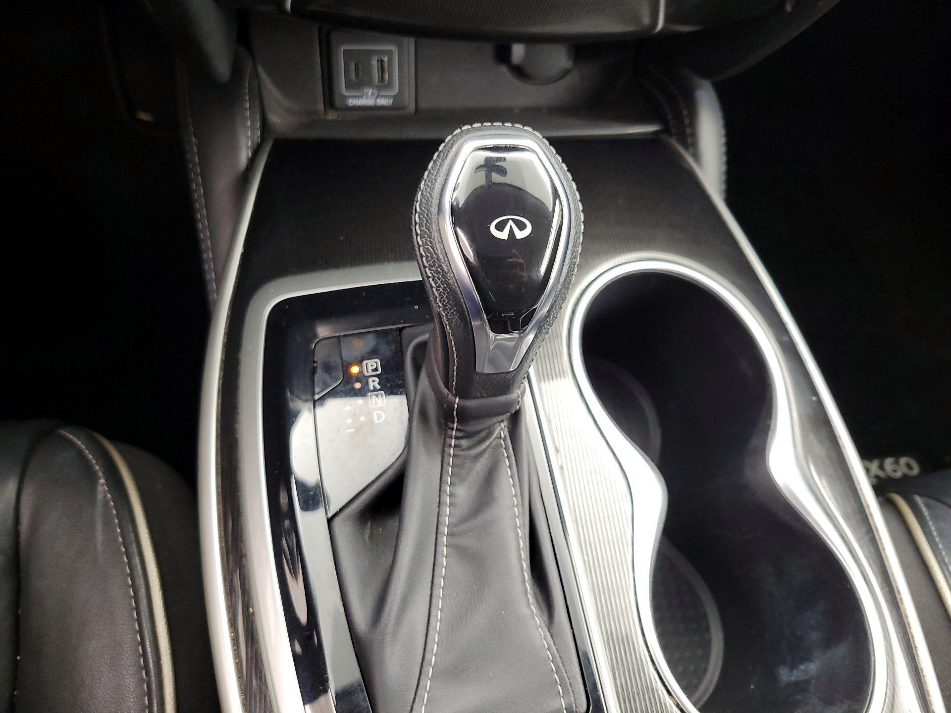 Thumbnail: 2020 INFINITI QX60 - 18