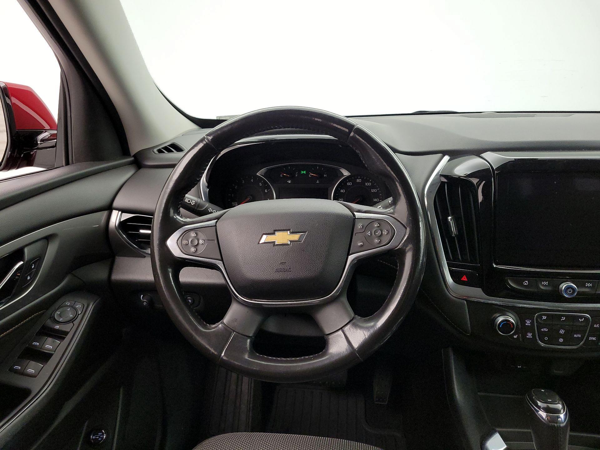 Thumbnail: 2018 Chevrolet Traverse - 10