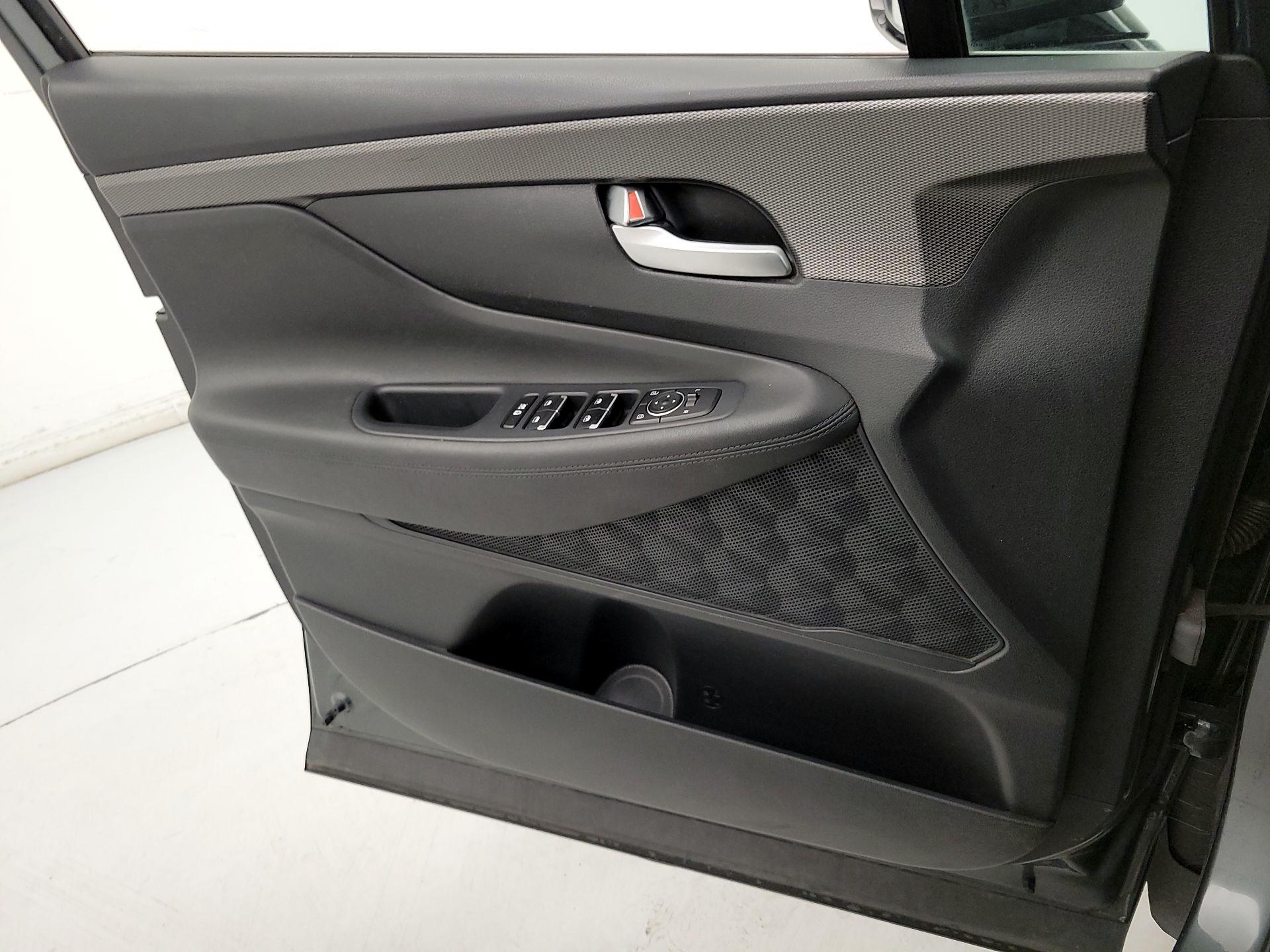 Thumbnail: 2020 Hyundai Santa Fe - 12