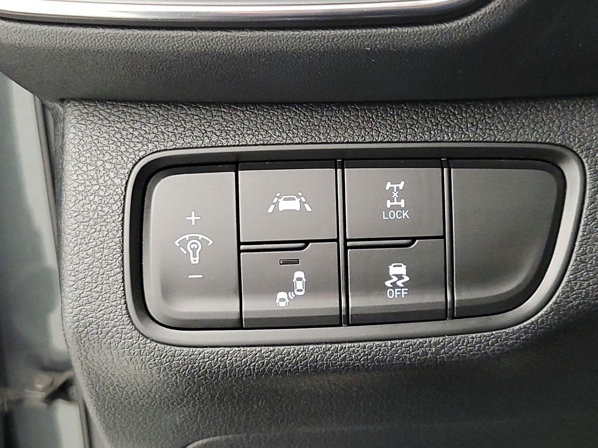 Thumbnail: 2020 Hyundai Santa Fe - 13