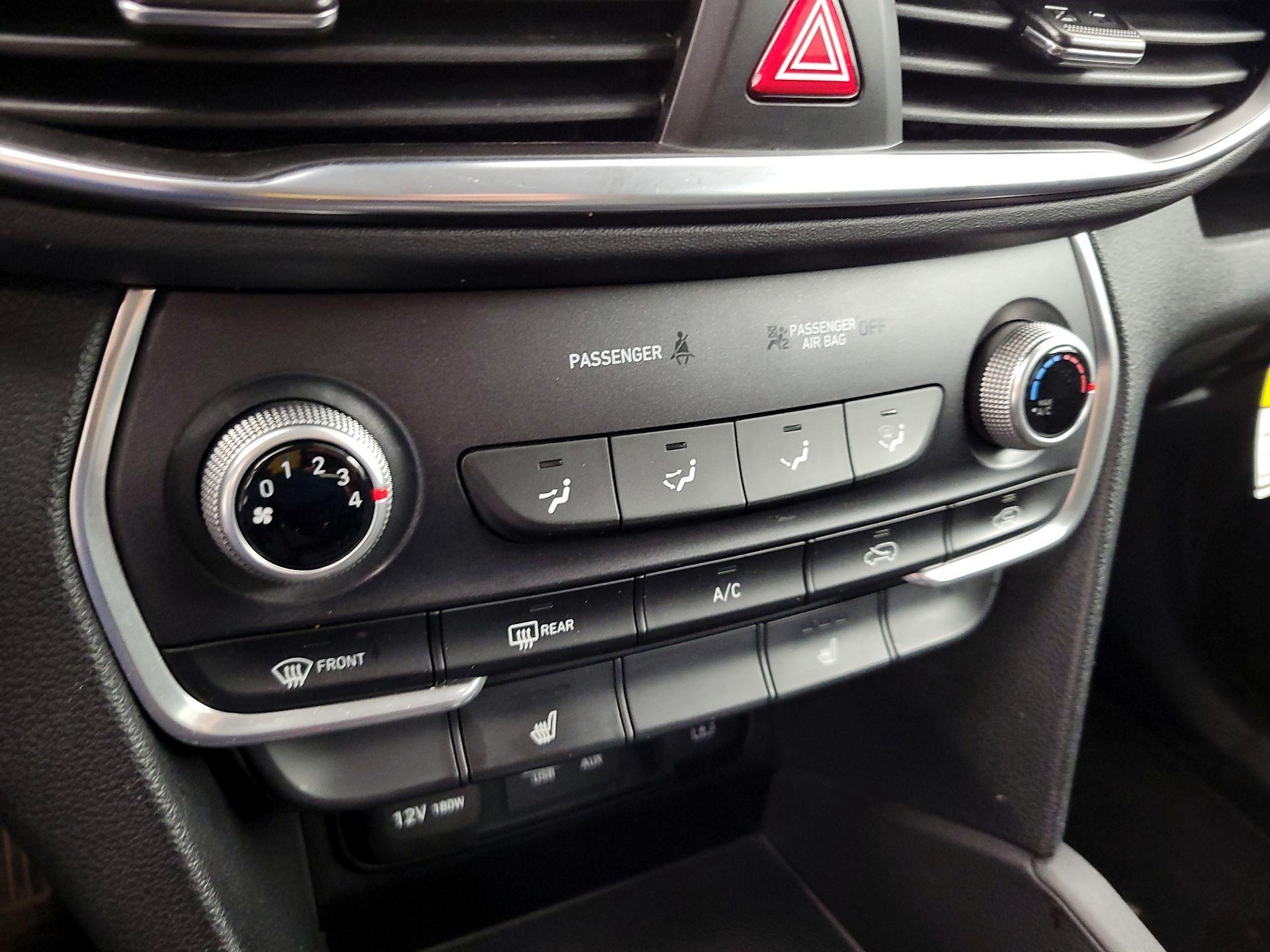 Thumbnail: 2020 Hyundai Santa Fe - 16