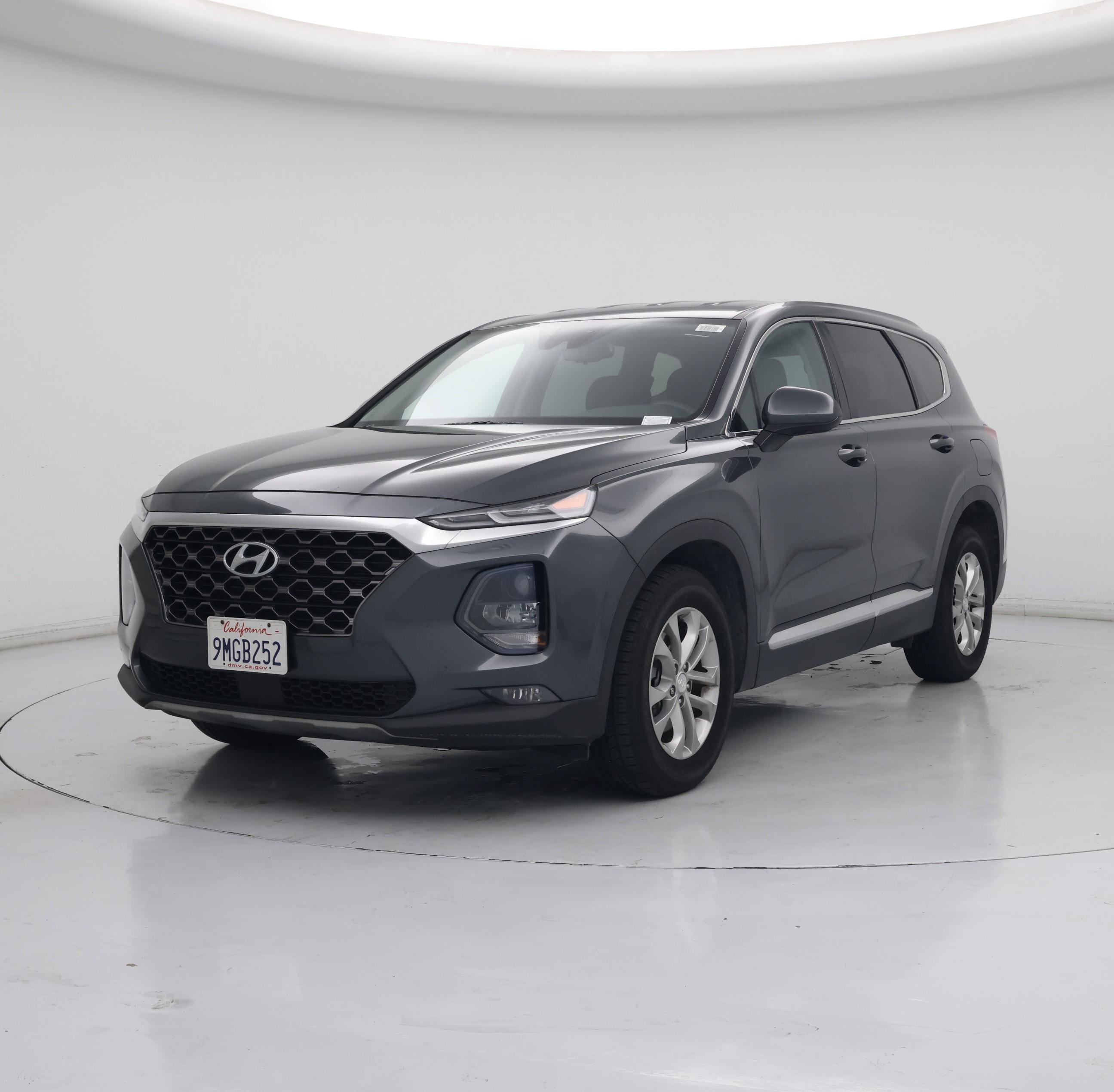 Thumbnail: 2020 Hyundai Santa Fe - 4