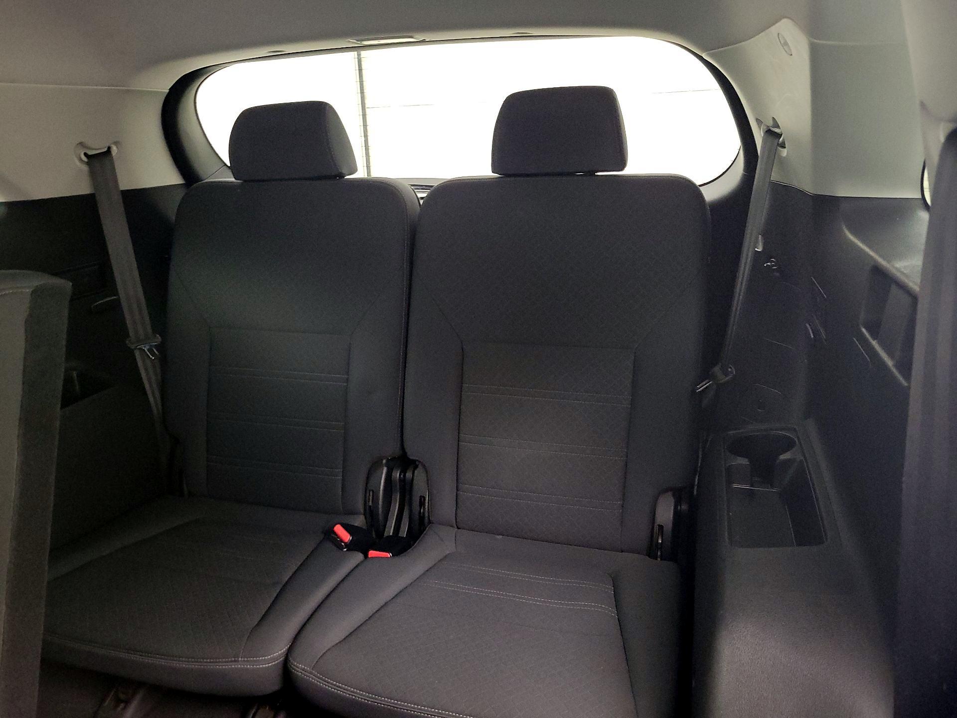 Thumbnail: 2017 Kia Sorento - 20