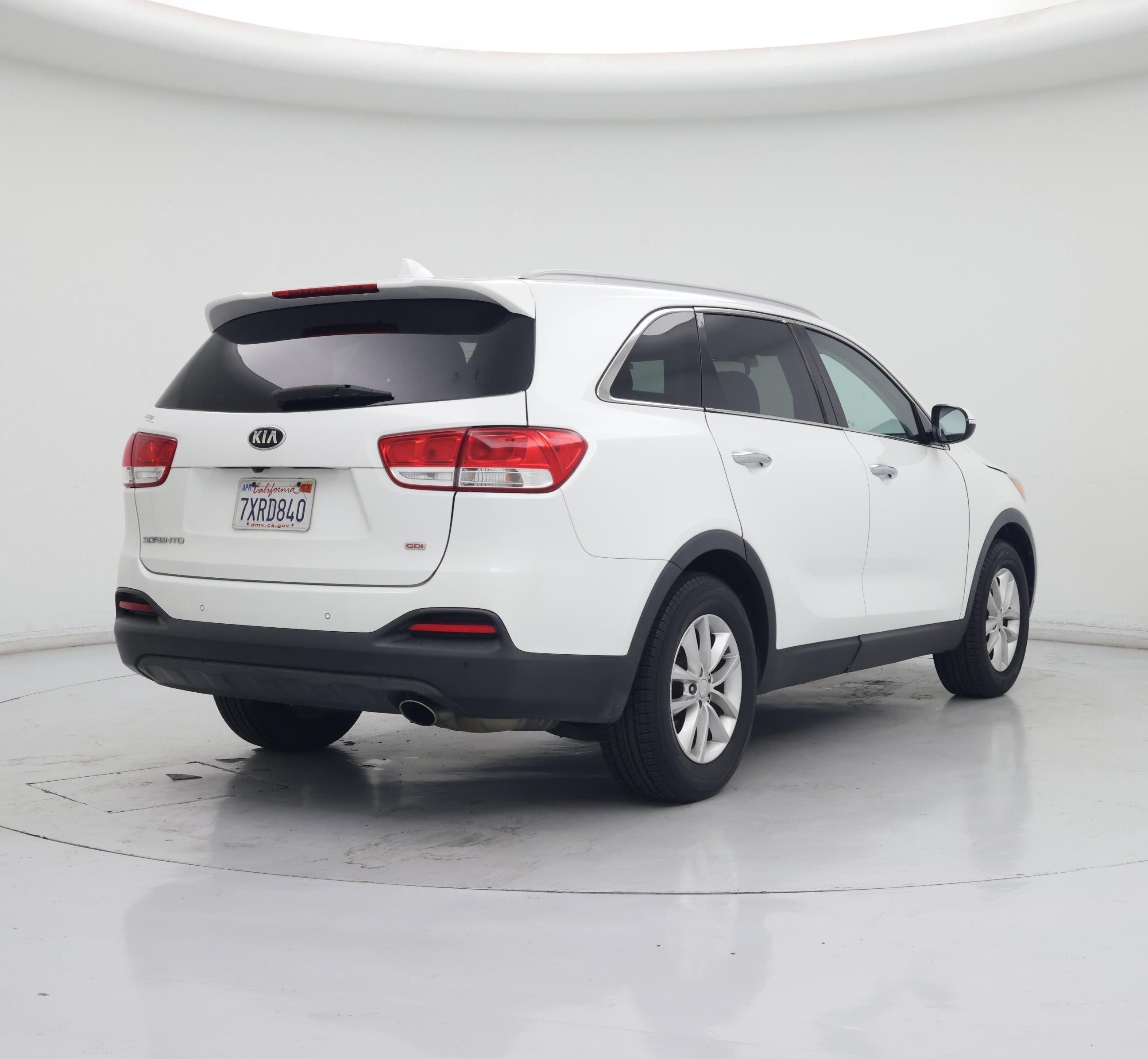 Thumbnail: 2017 Kia Sorento - 8