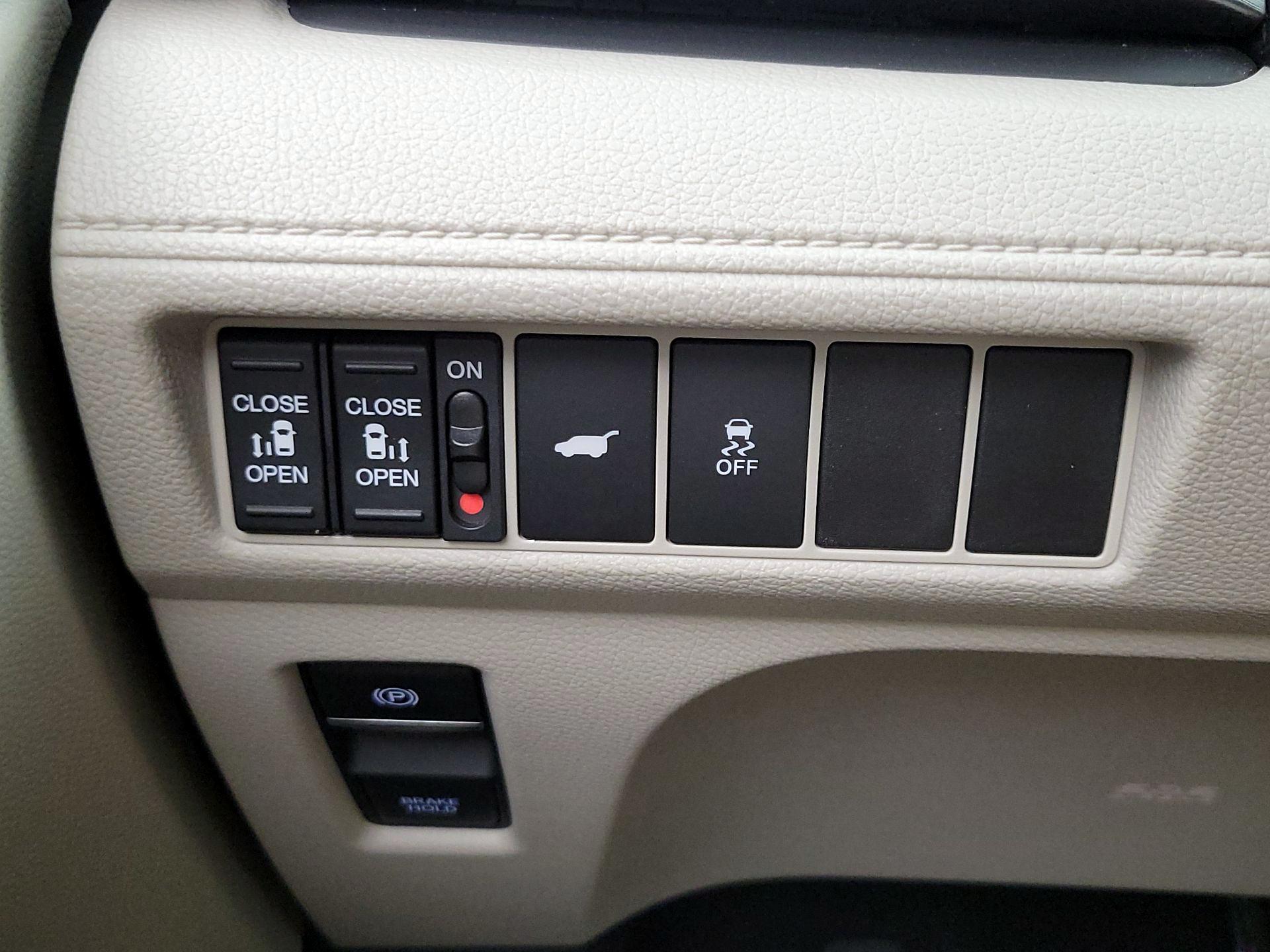 Thumbnail: 2025 Honda Odyssey - 13