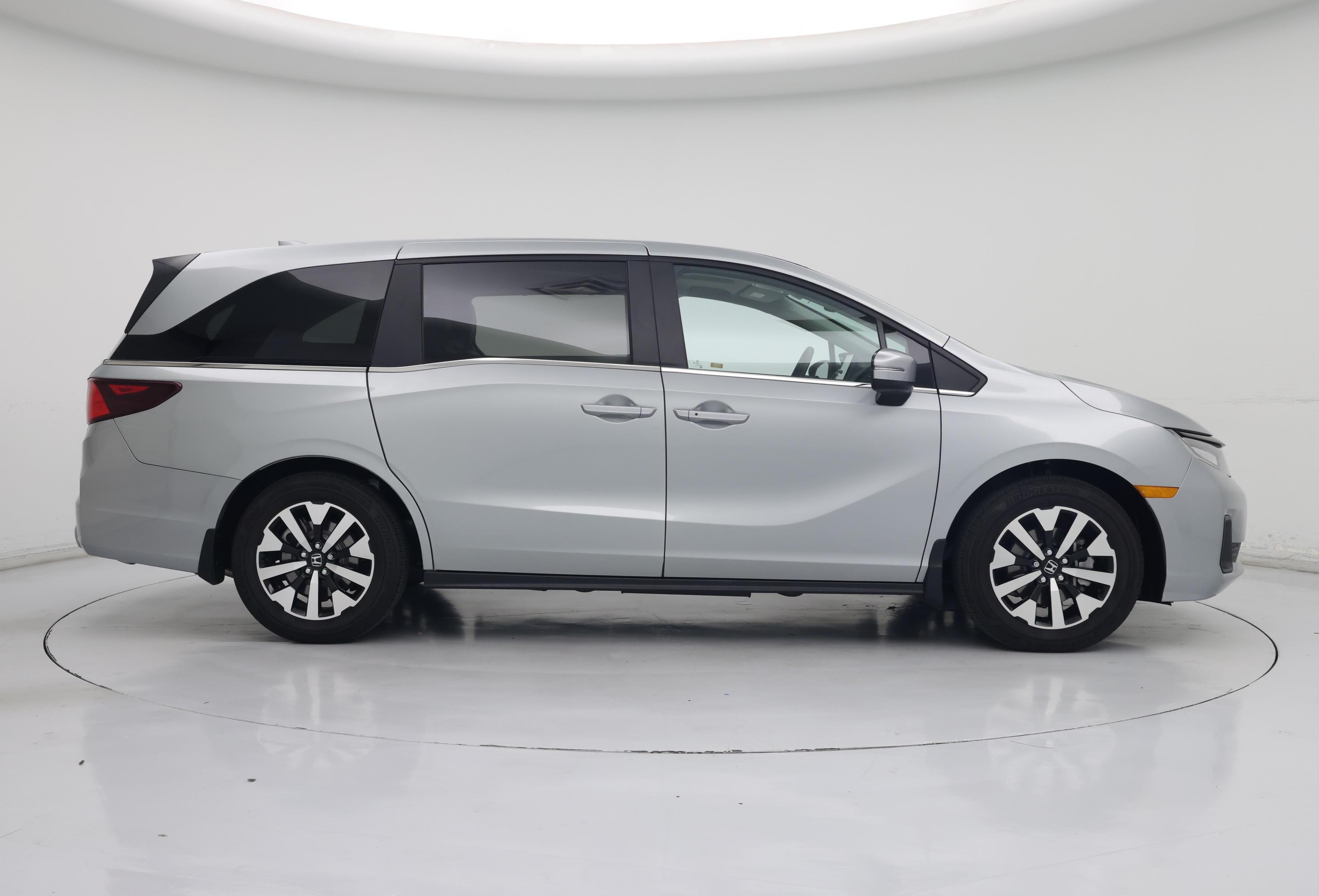 Thumbnail: 2025 Honda Odyssey - 7