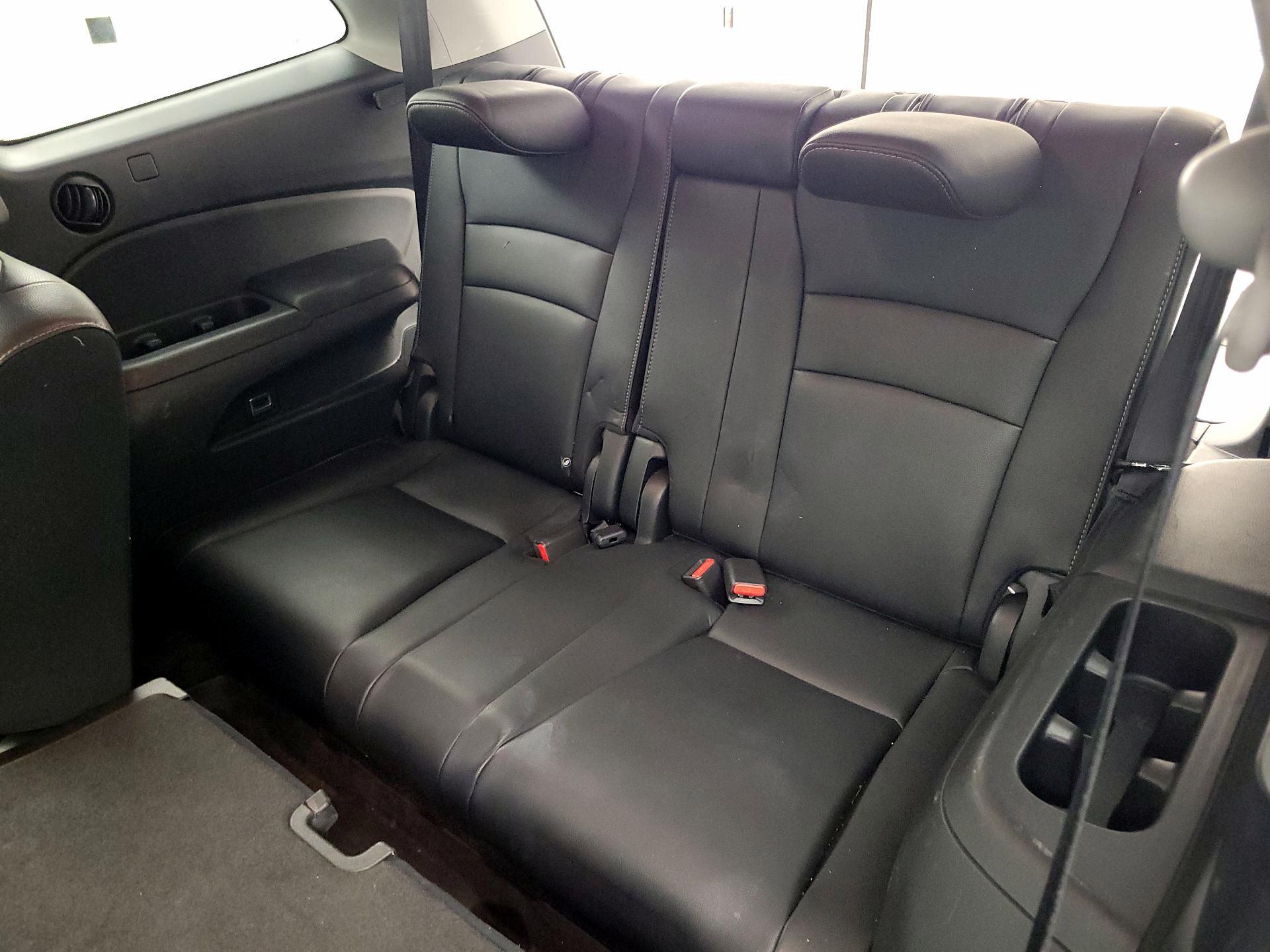 Thumbnail: 2017 Honda Pilot - 19