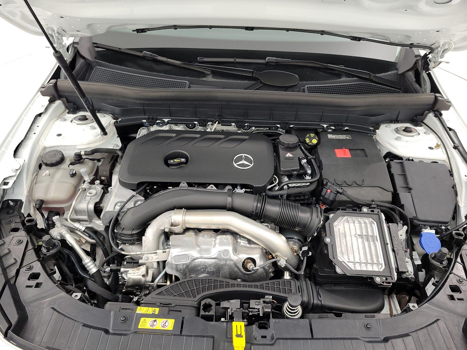 Thumbnail: 2024 Mercedes-Benz GLB - 20