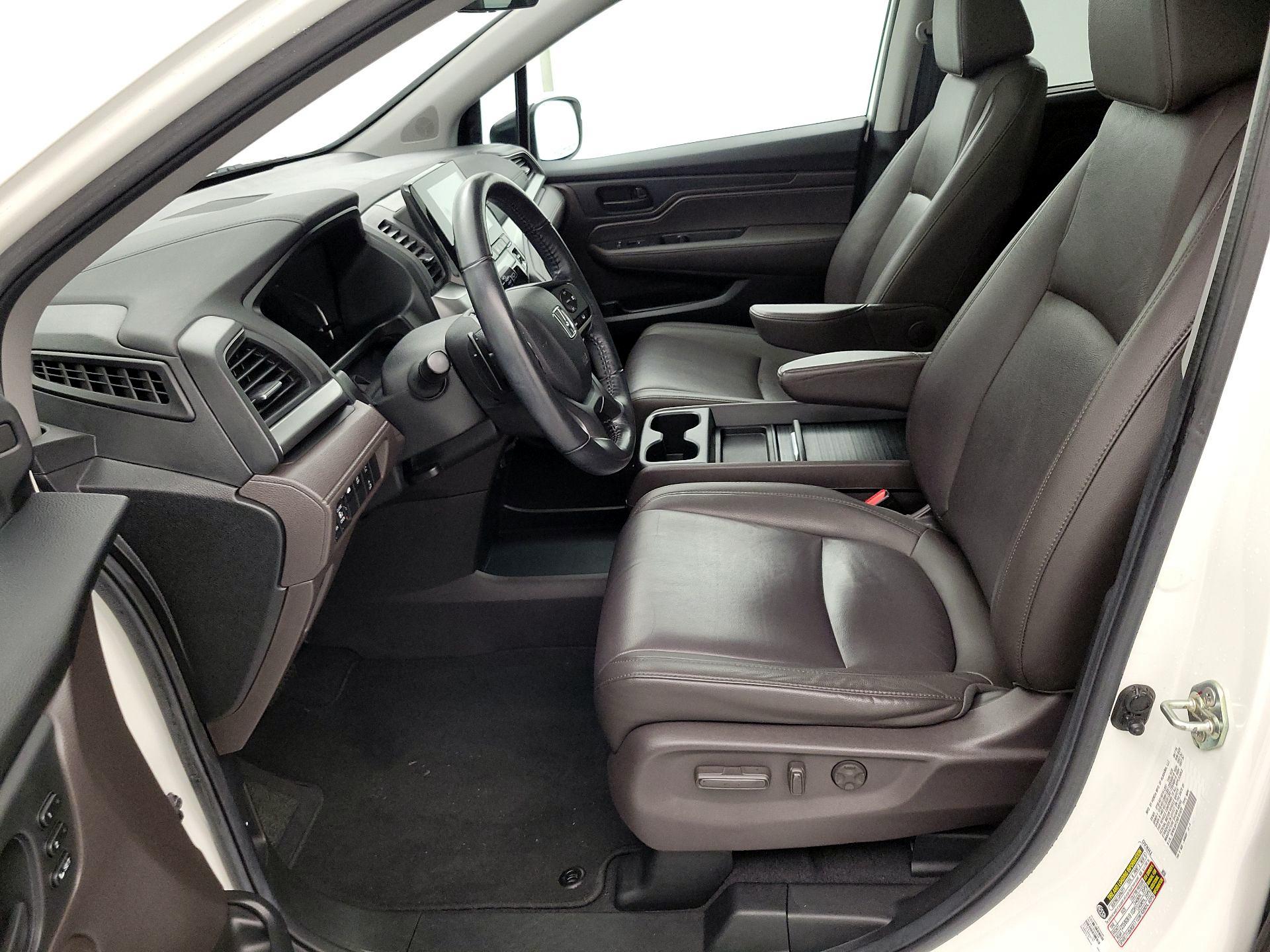 Thumbnail: 2019 Honda Odyssey - 11