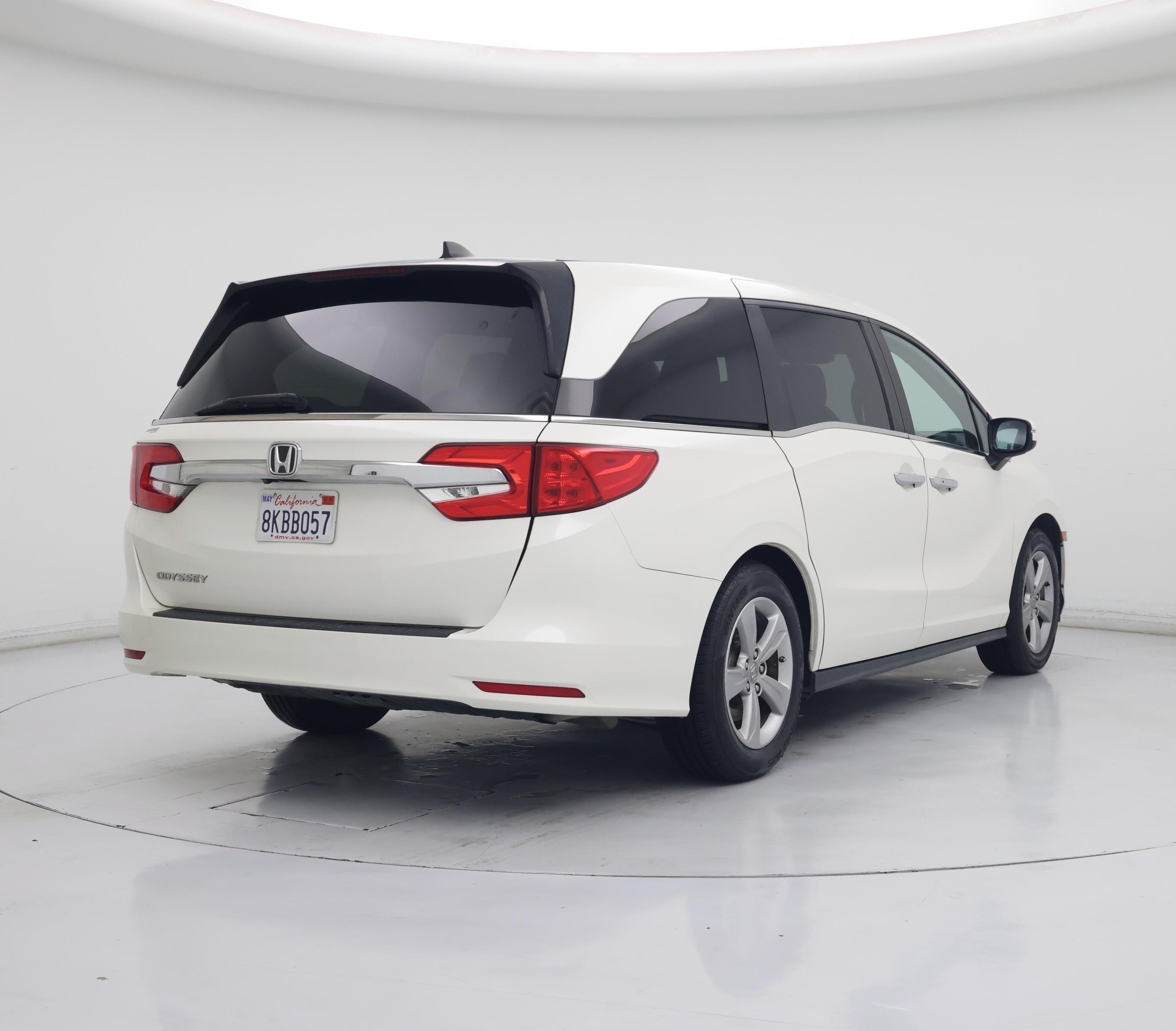 Thumbnail: 2019 Honda Odyssey - 8