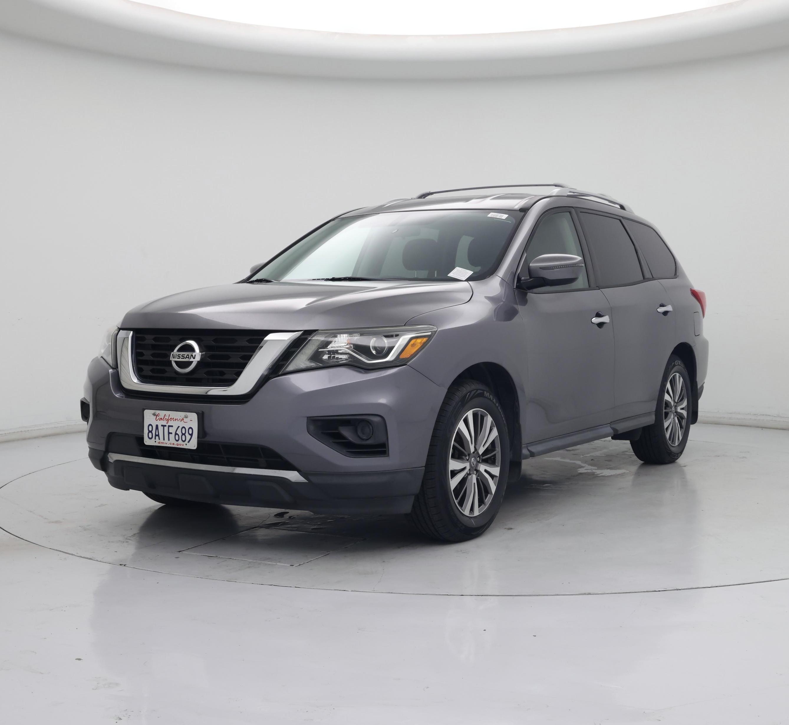Thumbnail: 2017 Nissan Pathfinder - 4