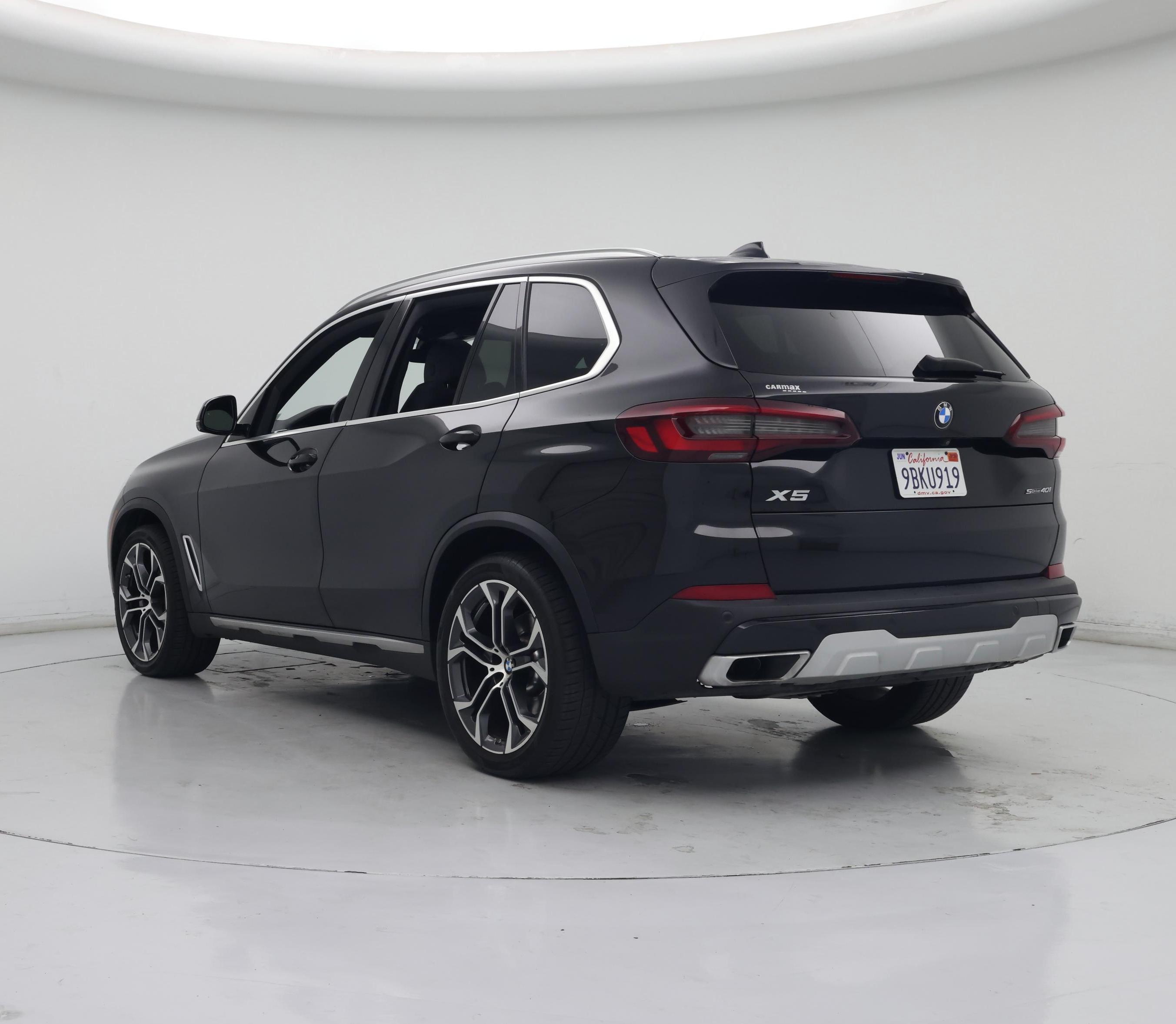 Thumbnail: 2022 BMW X5 - 2