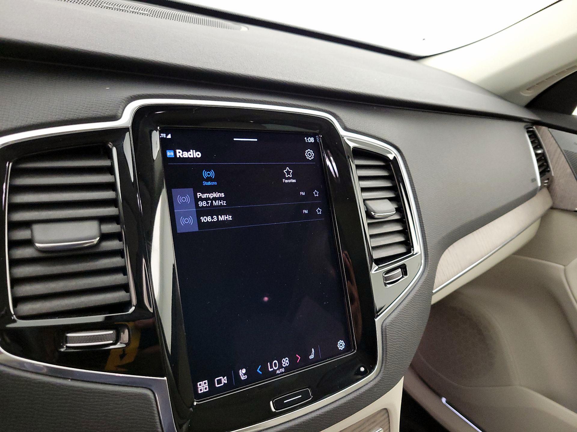 Thumbnail: 2023 Volvo XC90 - 14