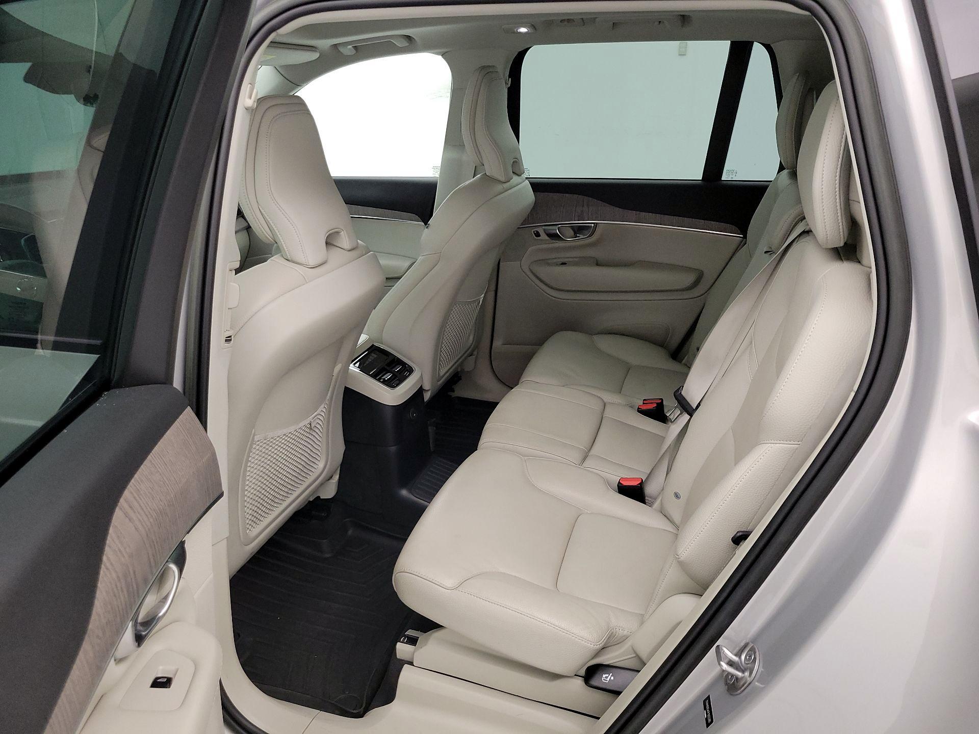 Thumbnail: 2023 Volvo XC90 - 17