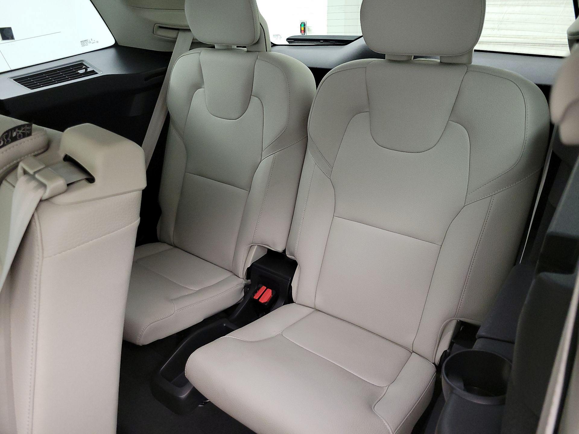 Thumbnail: 2023 Volvo XC90 - 18