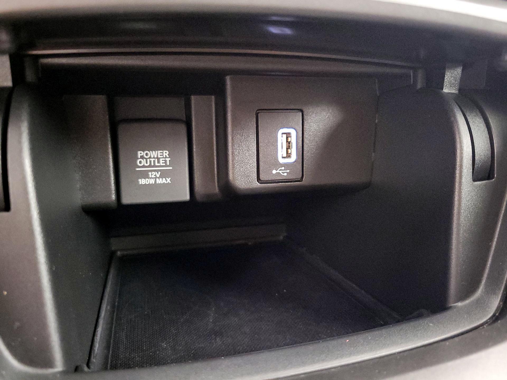 Thumbnail: 2018 Honda Accord - 18