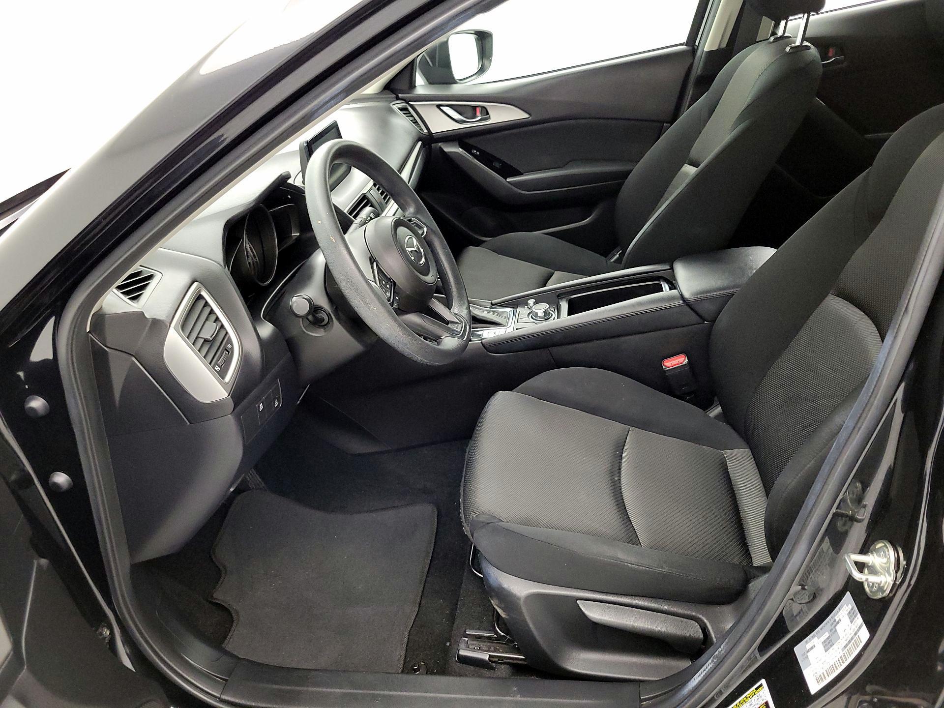 Thumbnail: 2017 Mazda Mazda3 - 11