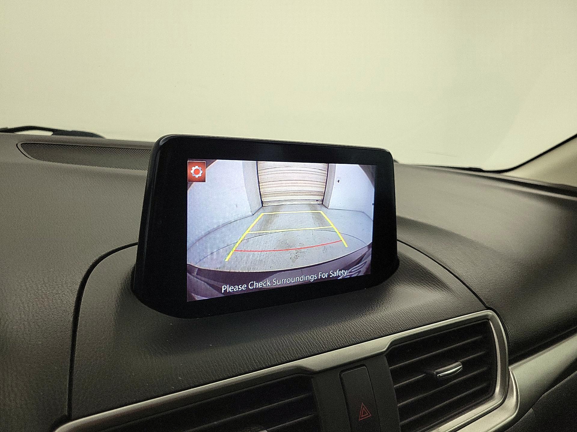 Thumbnail: 2017 Mazda Mazda3 - 14