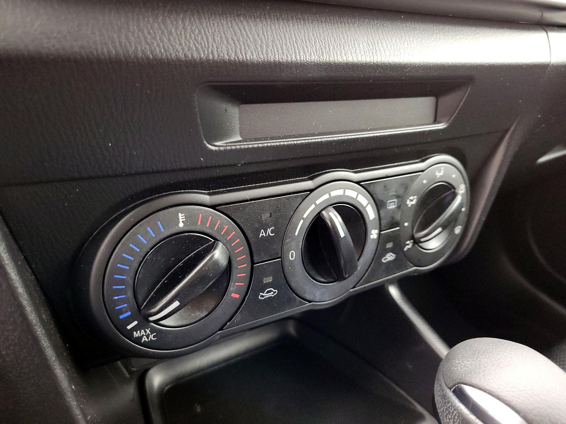 Thumbnail: 2017 Mazda Mazda3 - 16