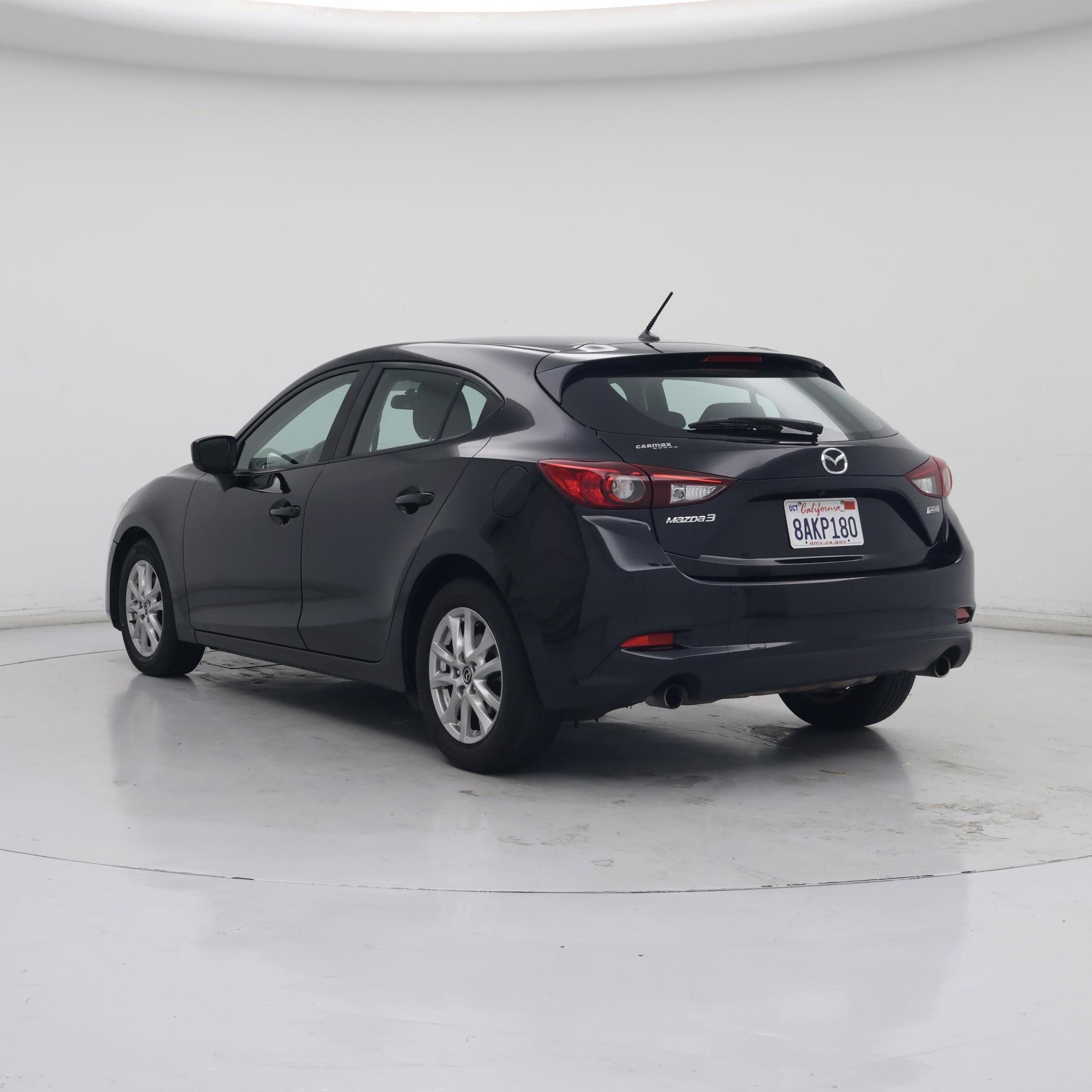 Thumbnail: 2017 Mazda Mazda3 - 2