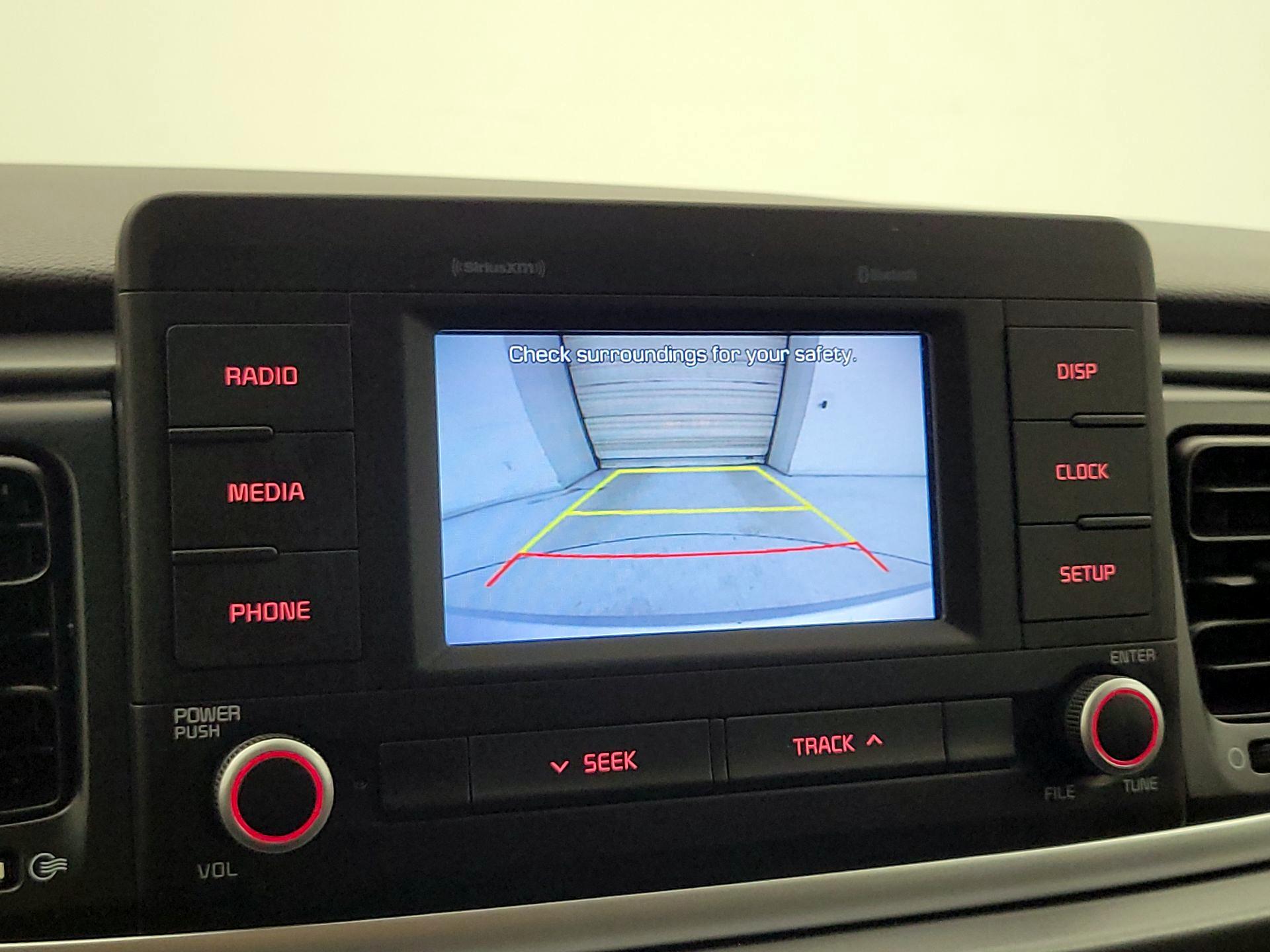 Thumbnail: 2019 Kia Rio - 14