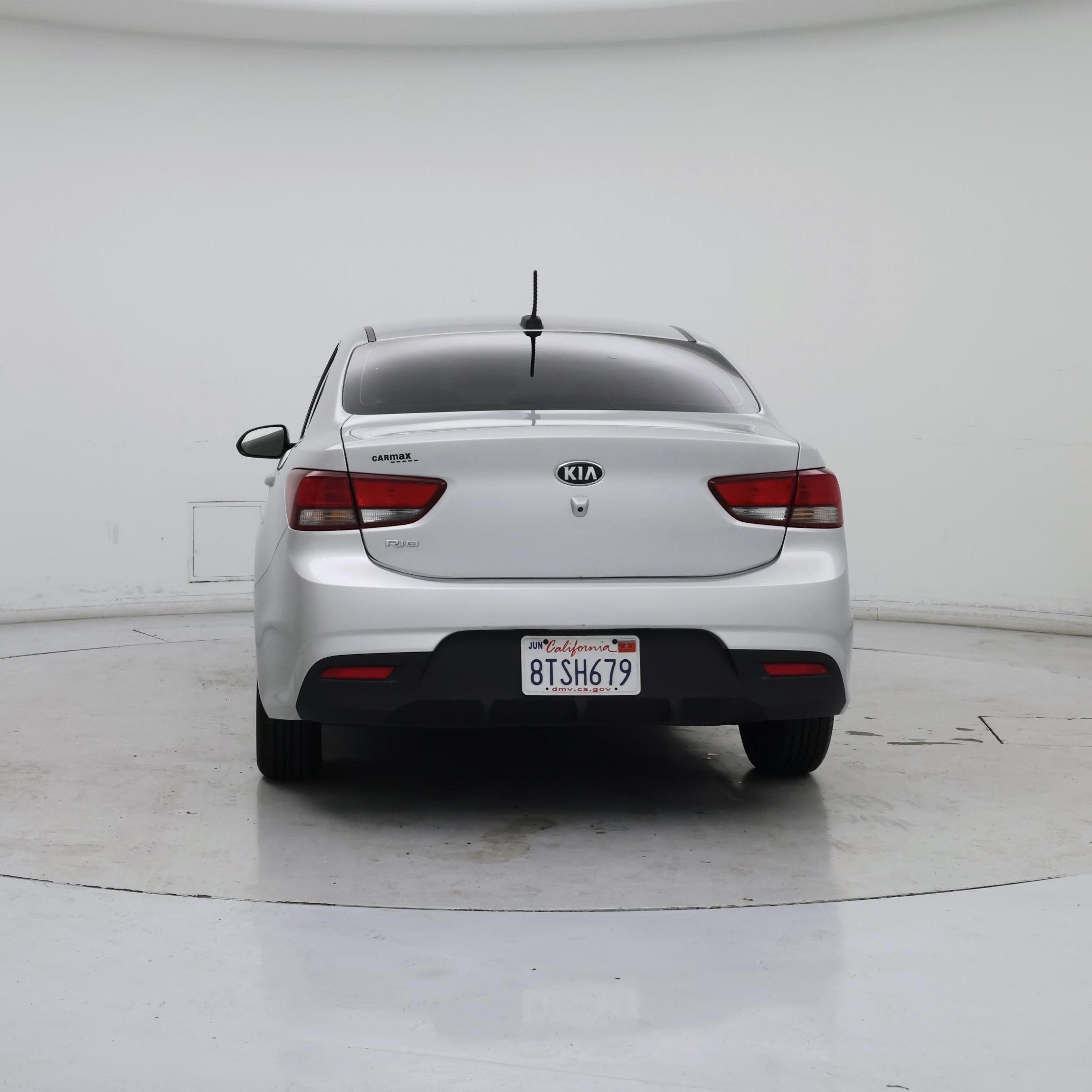 Thumbnail: 2019 Kia Rio - 6