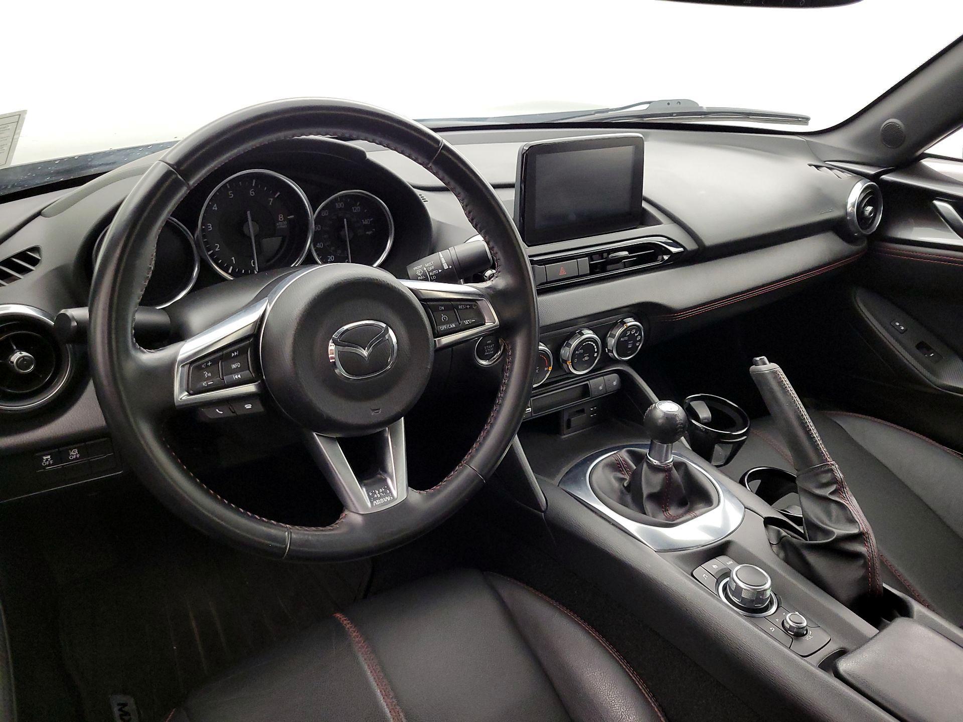 Thumbnail: 2019 Mazda MX-5 Miata - 9