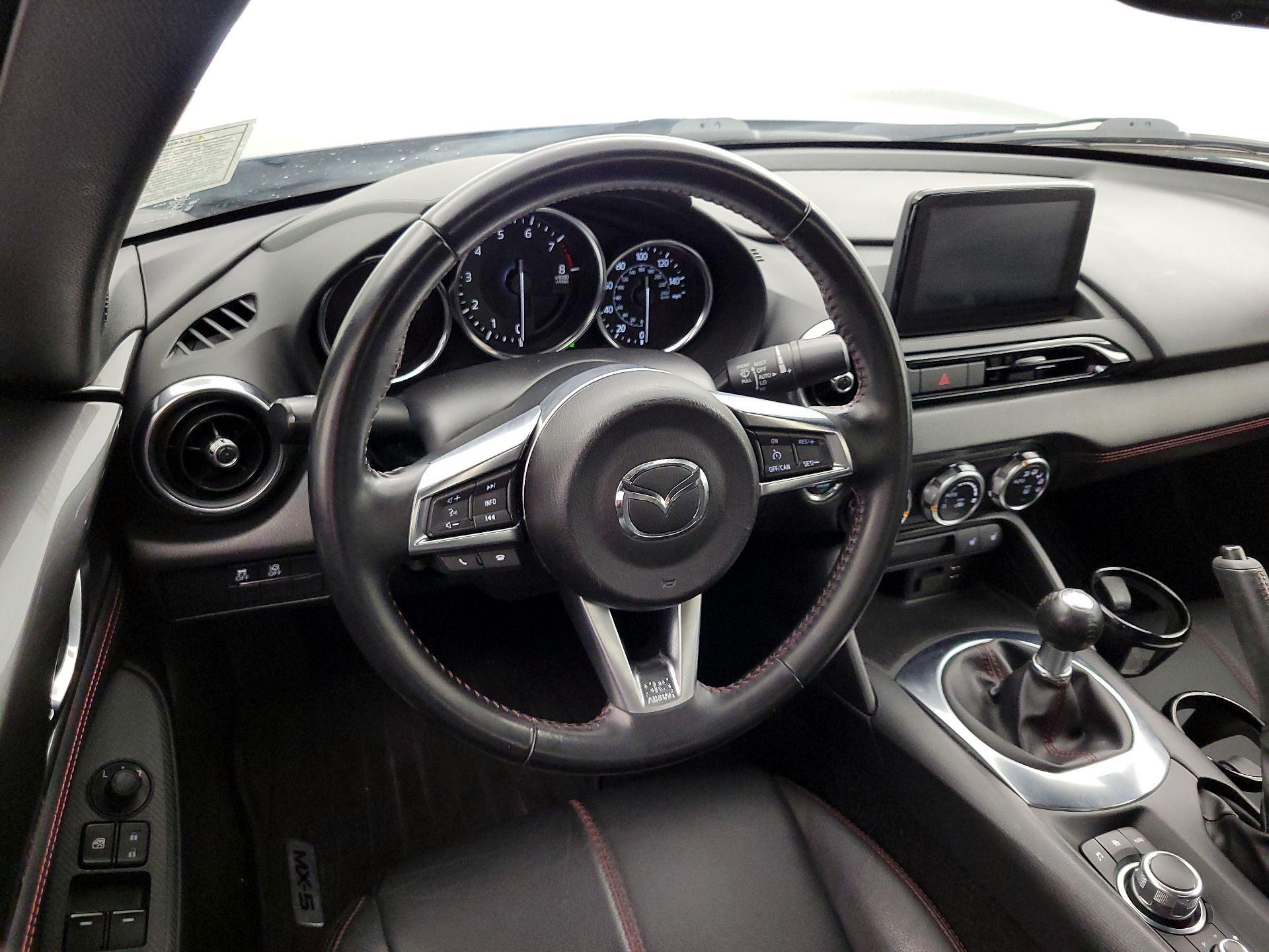 Thumbnail: 2019 Mazda MX-5 Miata - 10