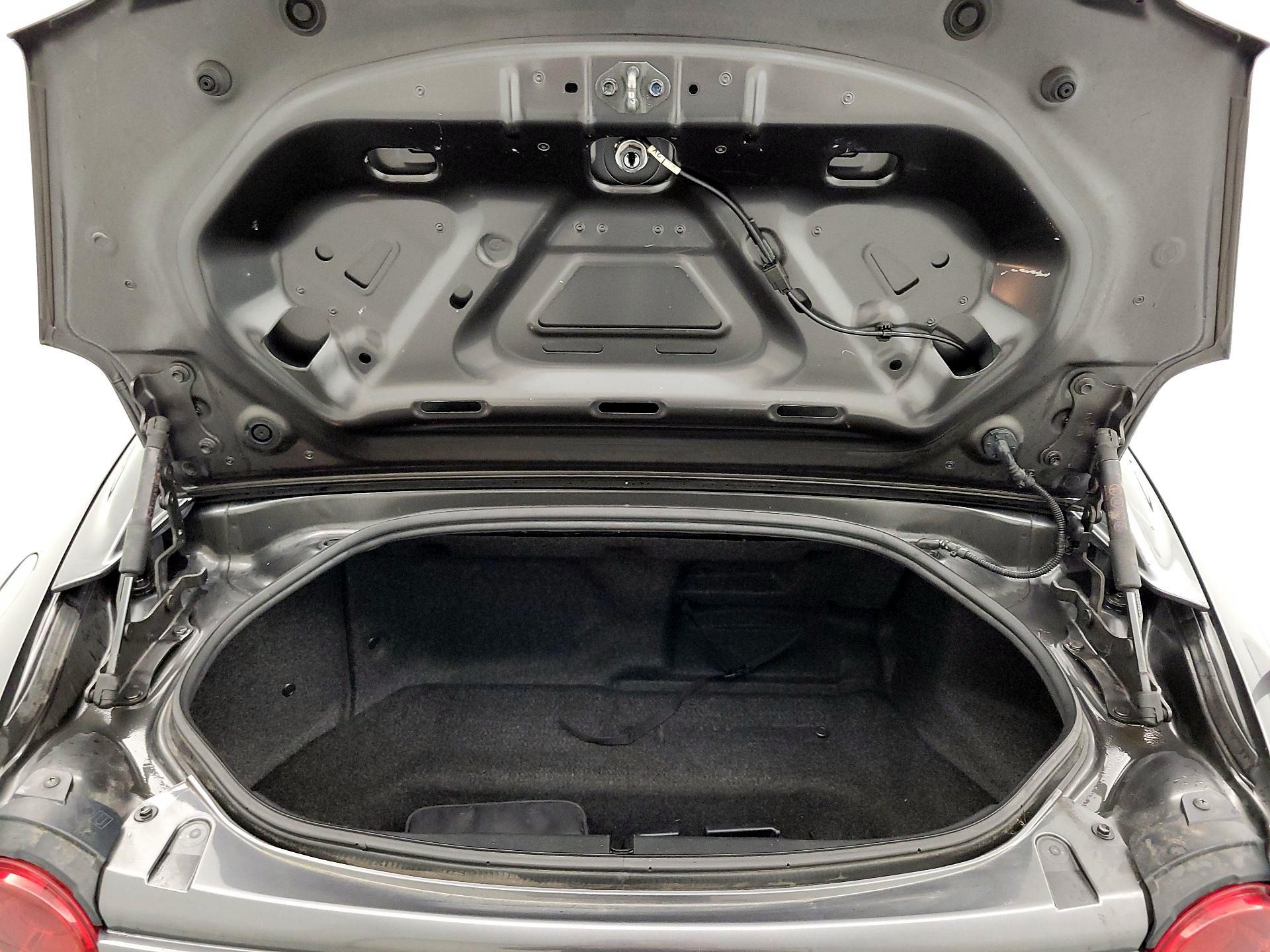 Thumbnail: 2019 Mazda MX-5 Miata - 20