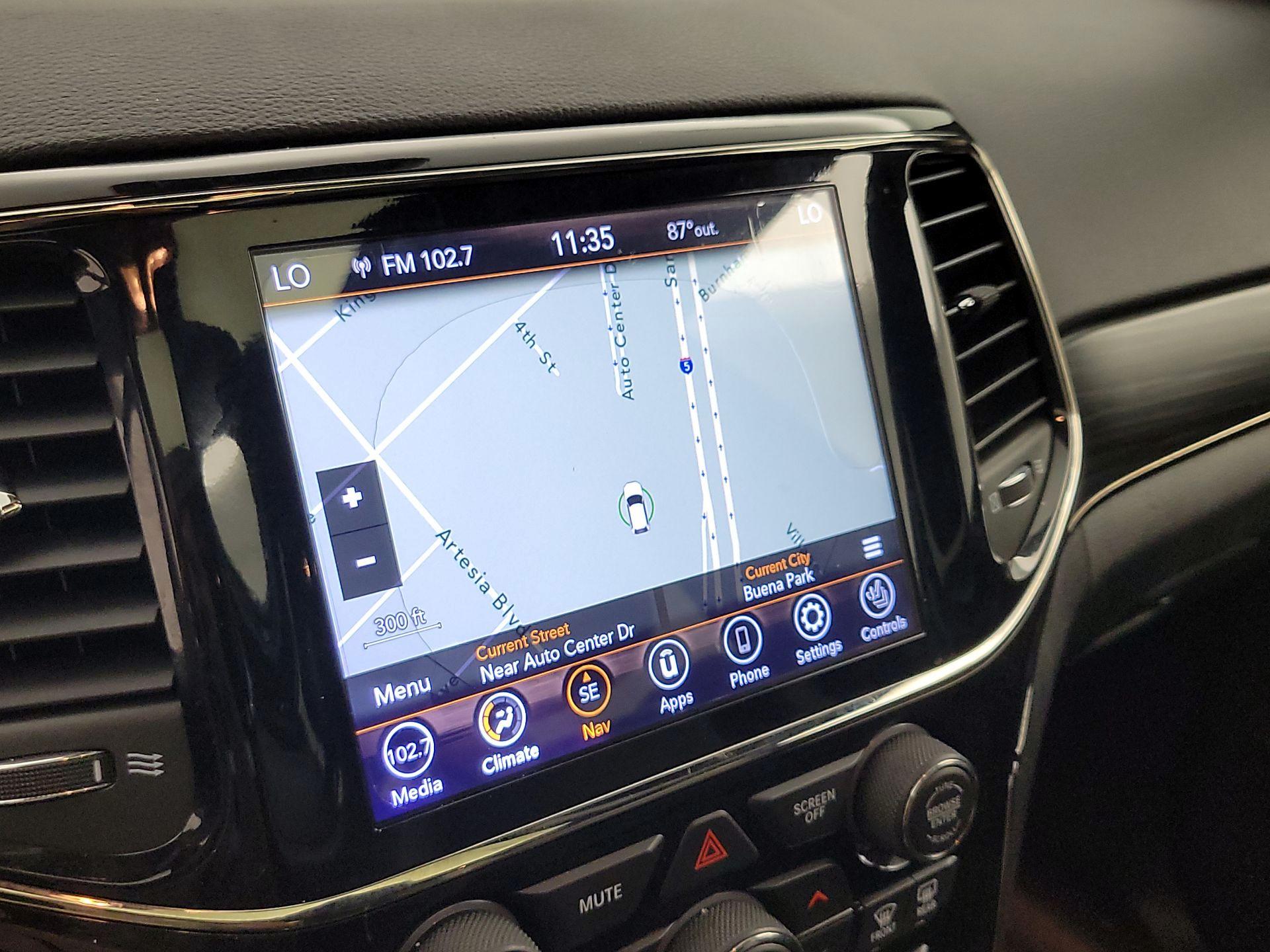 Thumbnail: 2020 Jeep Grand Cherokee - 14