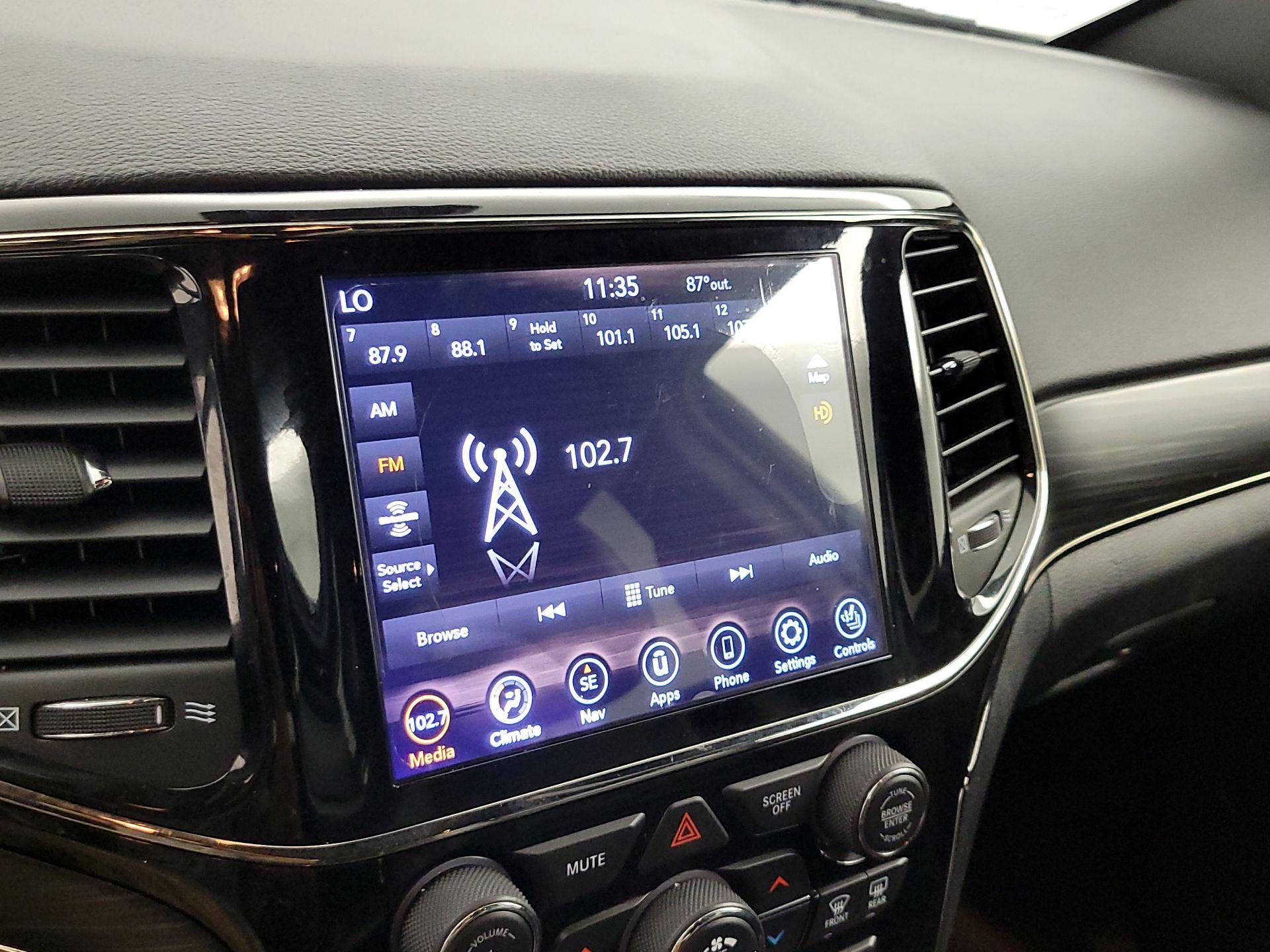 Thumbnail: 2020 Jeep Grand Cherokee - 16