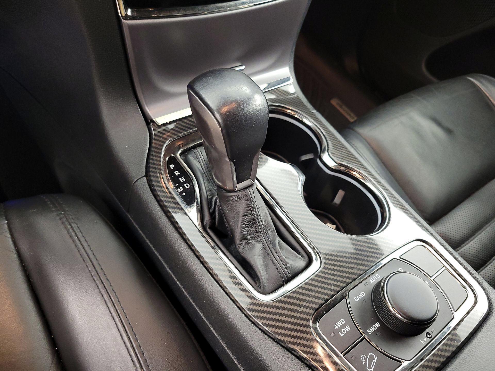 Thumbnail: 2020 Jeep Grand Cherokee - 18