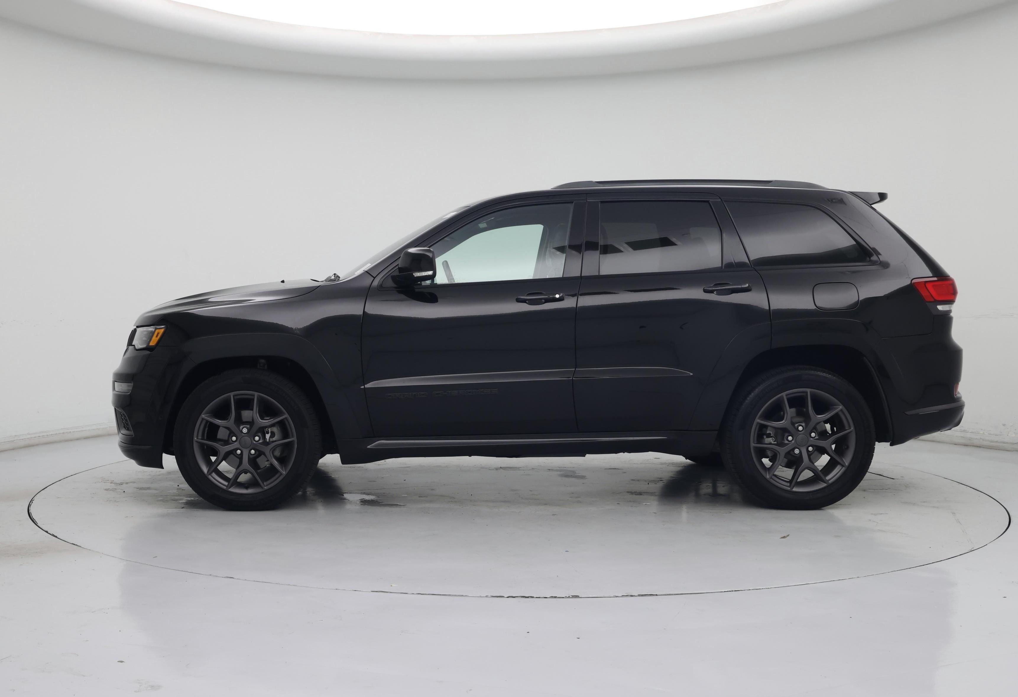 Thumbnail: 2020 Jeep Grand Cherokee - 3