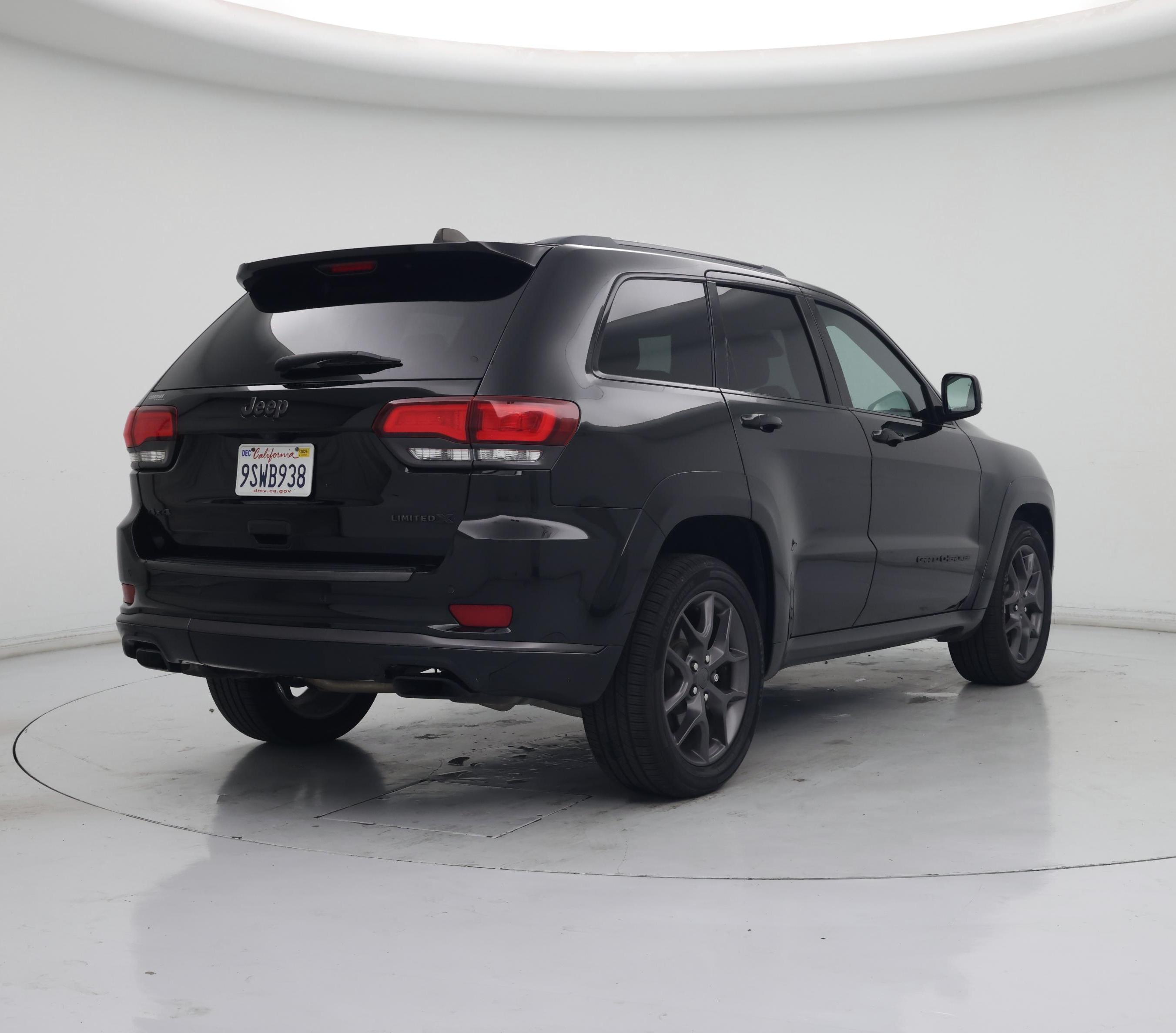 Thumbnail: 2020 Jeep Grand Cherokee - 8