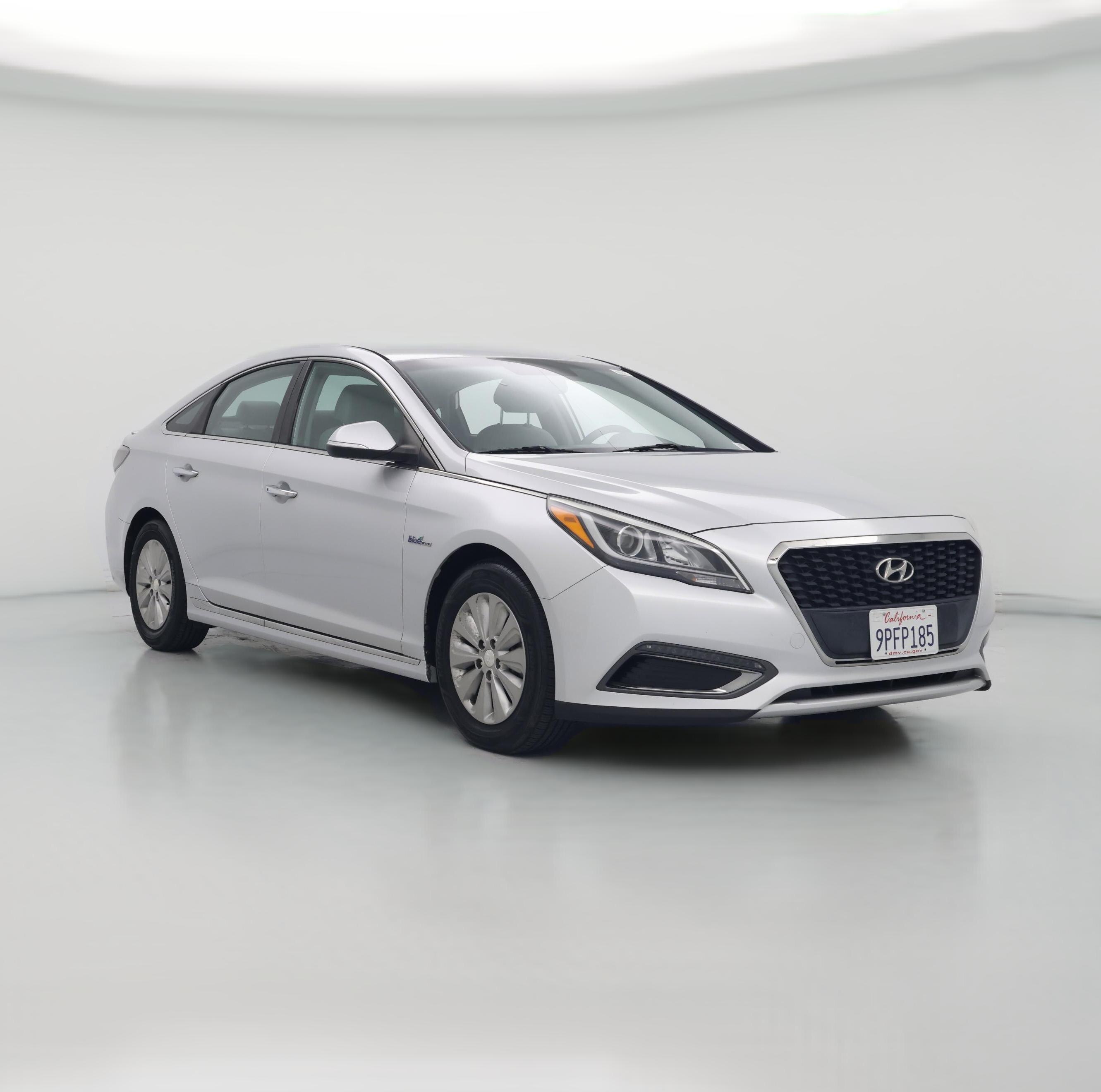 Thumbnail: 2016 Hyundai Sonata - 1