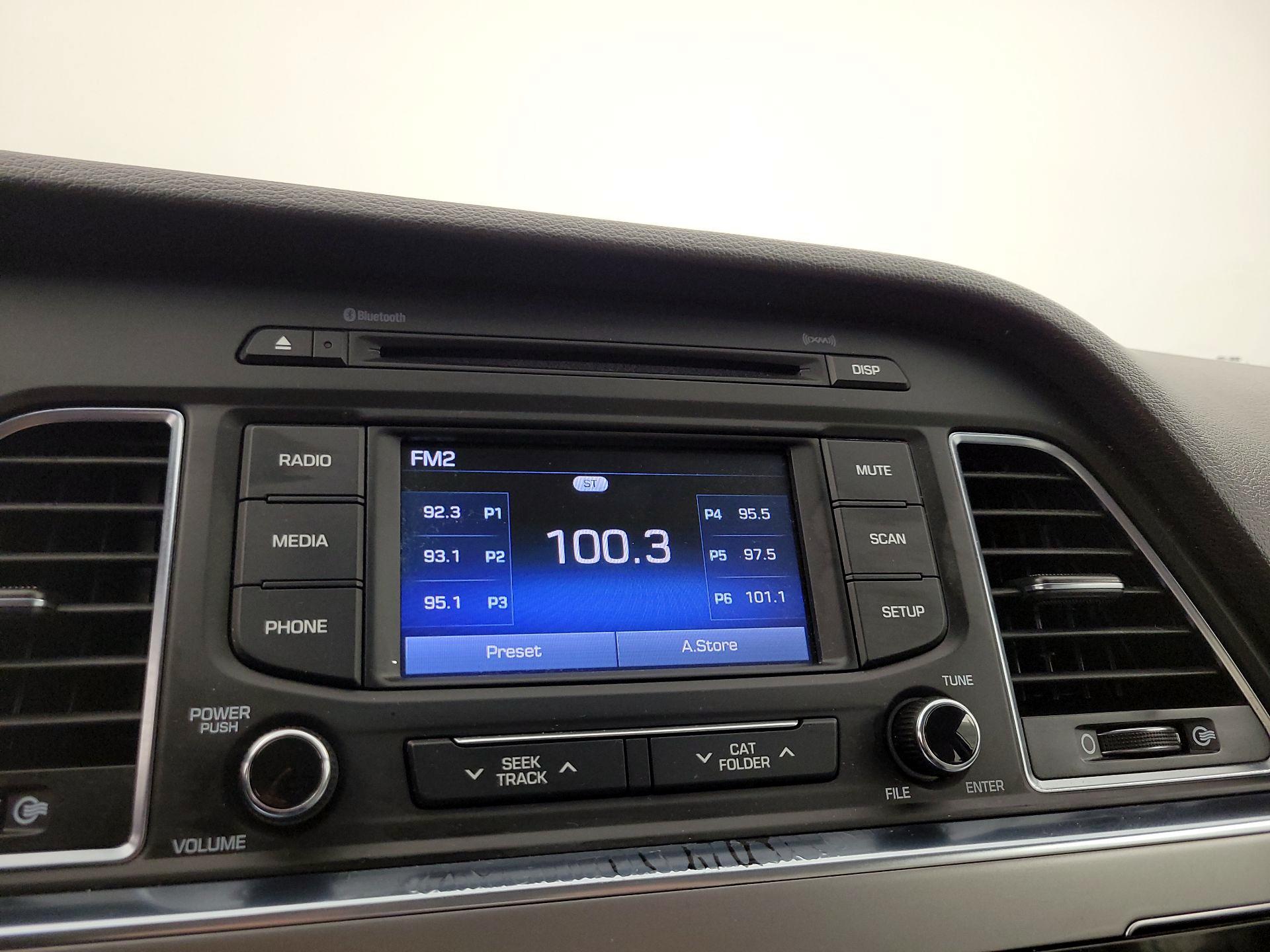 Thumbnail: 2016 Hyundai Sonata - 15