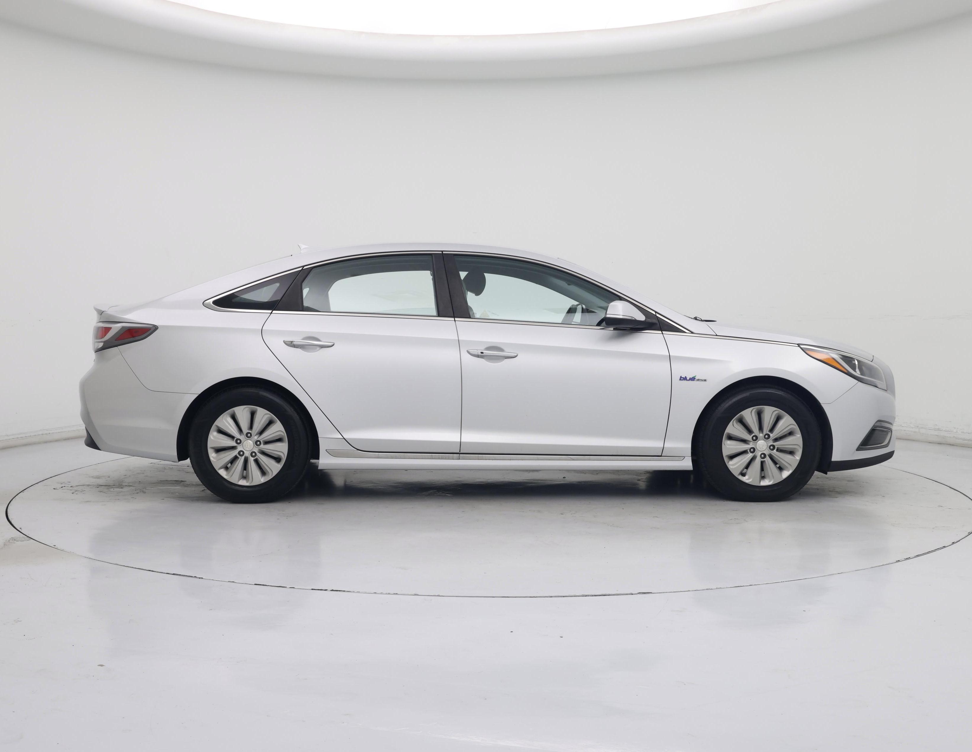 Thumbnail: 2016 Hyundai Sonata - 7