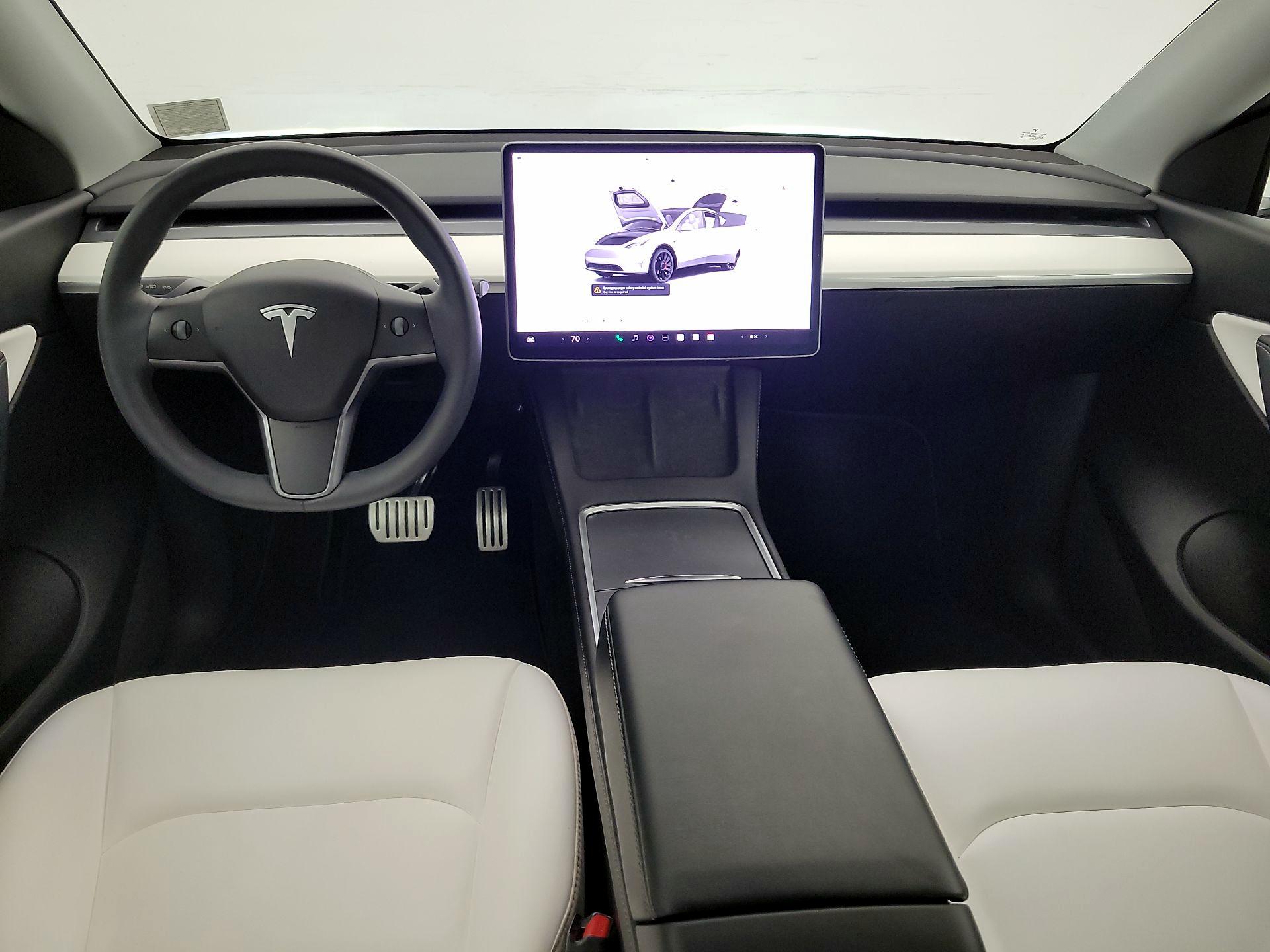 Thumbnail: 2022 Tesla Model Y - 9