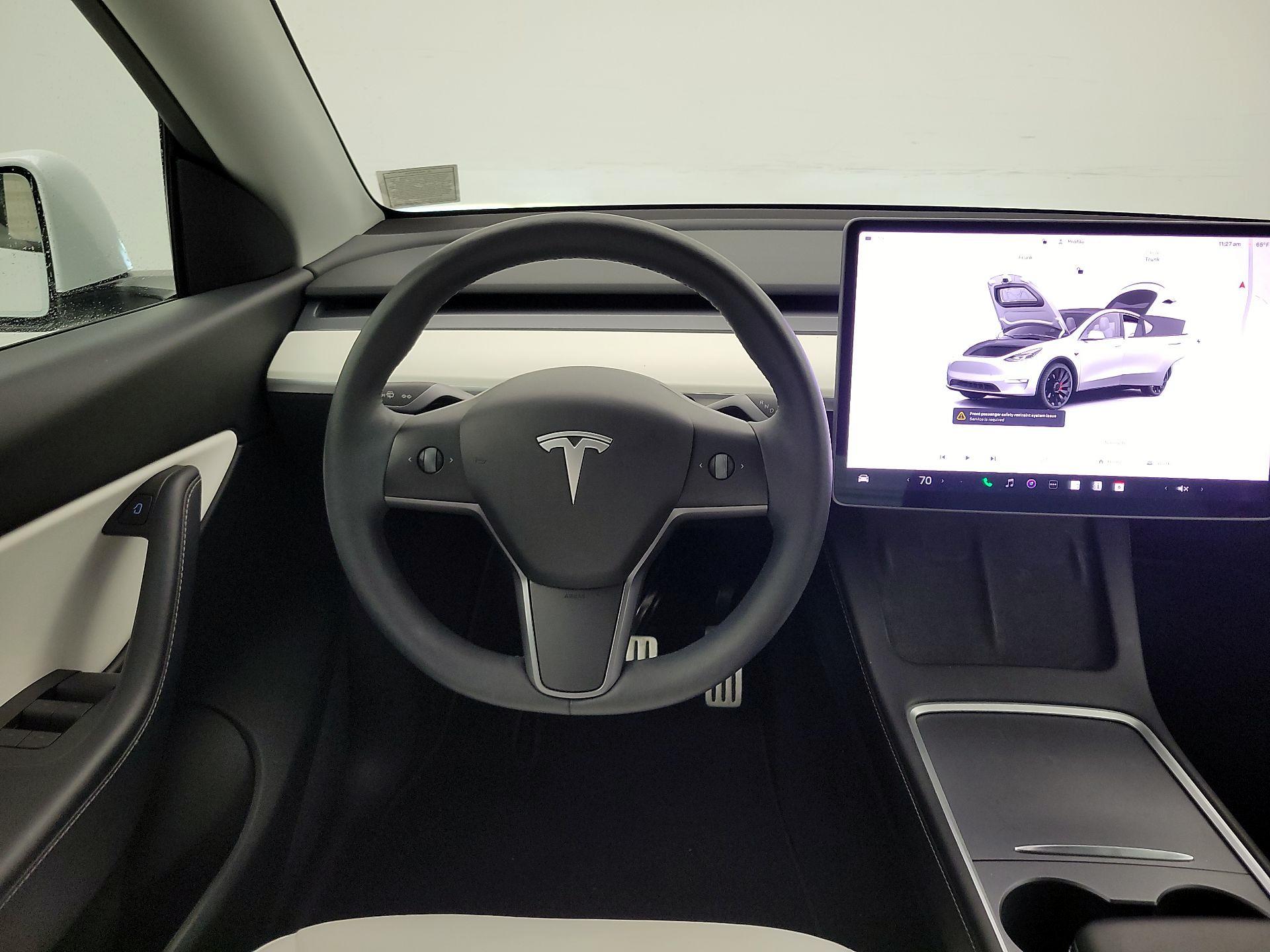 Thumbnail: 2022 Tesla Model Y - 10