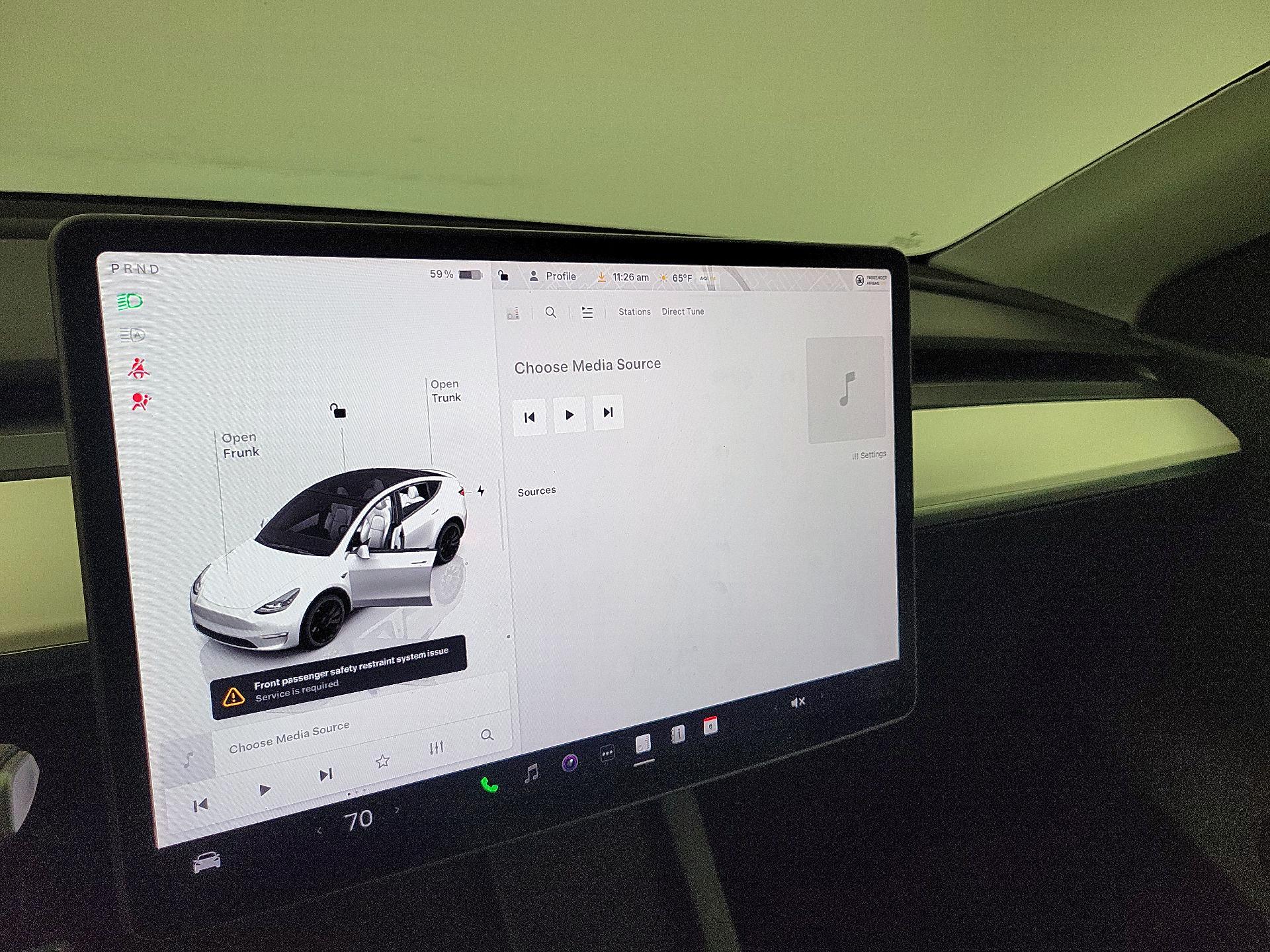 Thumbnail: 2022 Tesla Model Y - 15