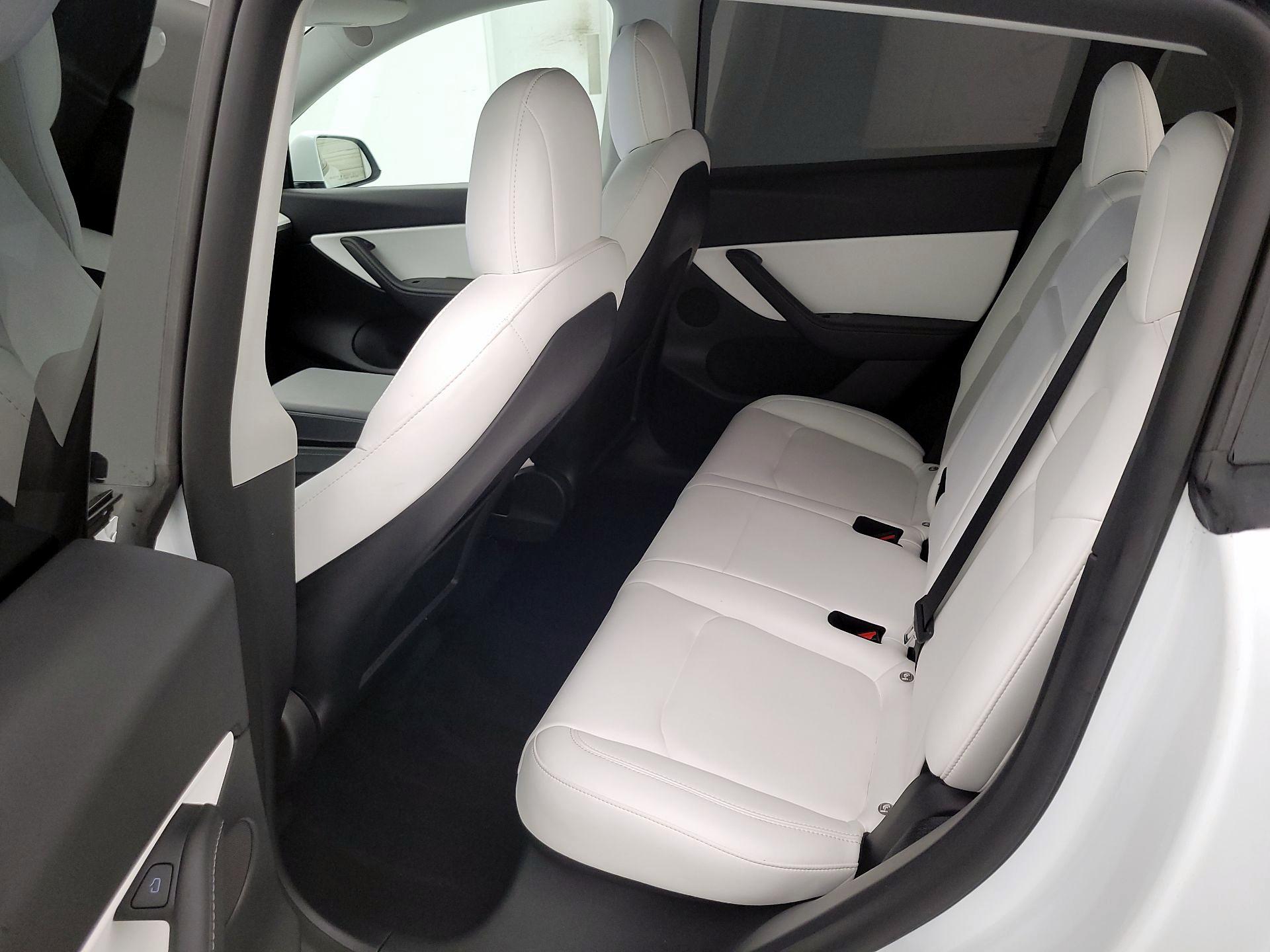 Thumbnail: 2022 Tesla Model Y - 19