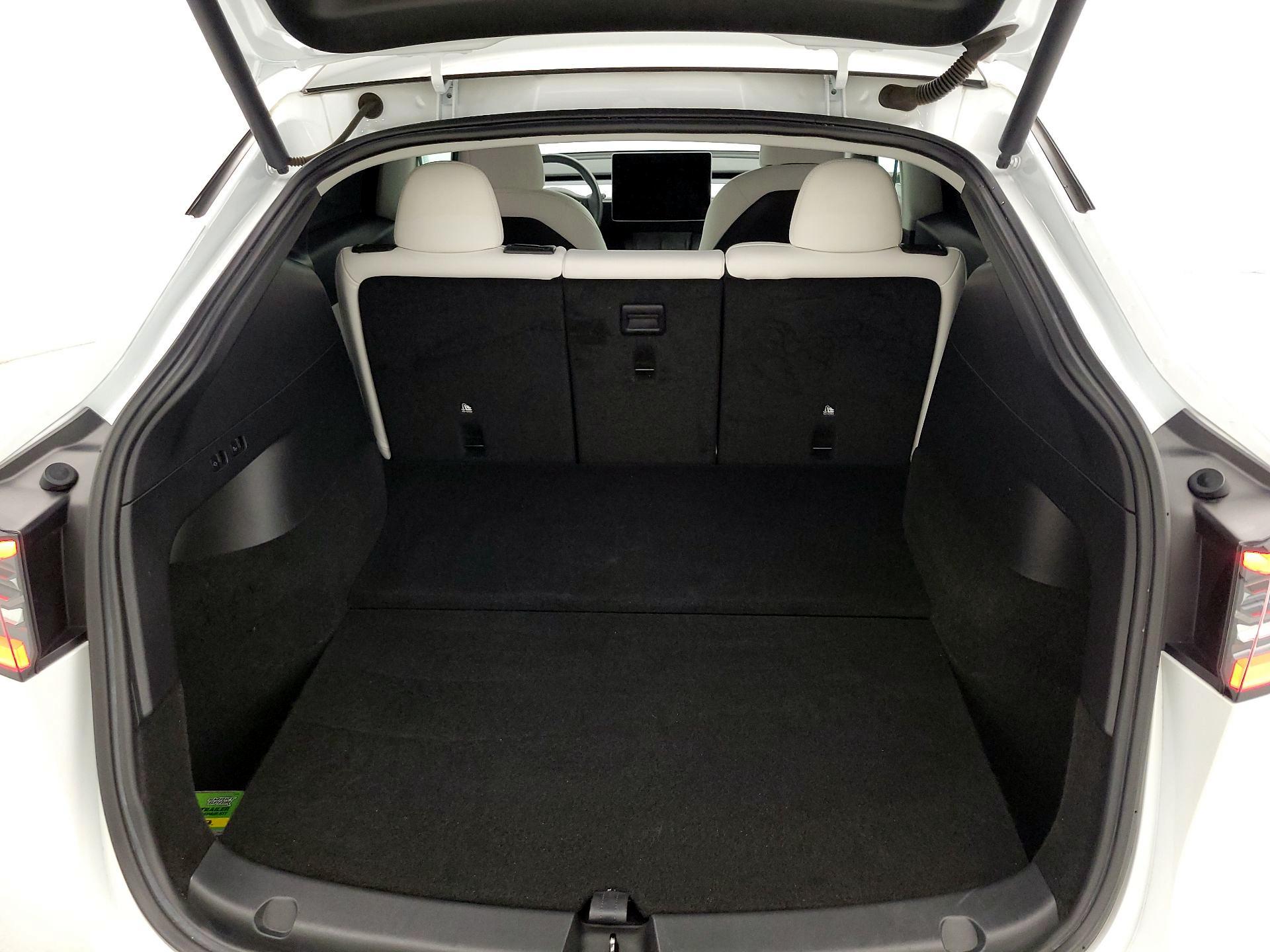 Thumbnail: 2022 Tesla Model Y - 20